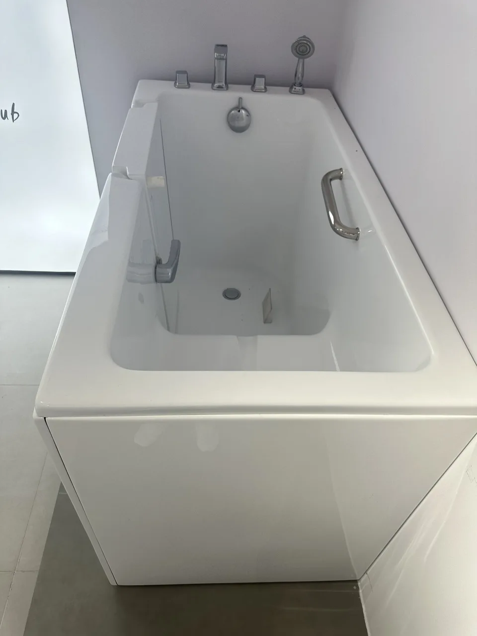 Hydrorelax Современная отдельно стоящая акриловая гидромассажная Ванна доступная для пожилых людей с ограниченными возможностями массажа двери ванные комнаты отелей