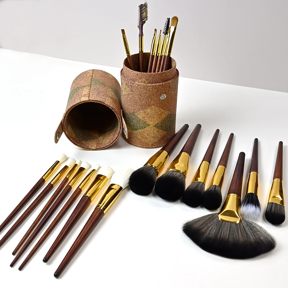 Brush Makeup Synthetic Private Label Professional Make up Brush Set Cosmetic Tools Soft Customized Hair Wood LOGO