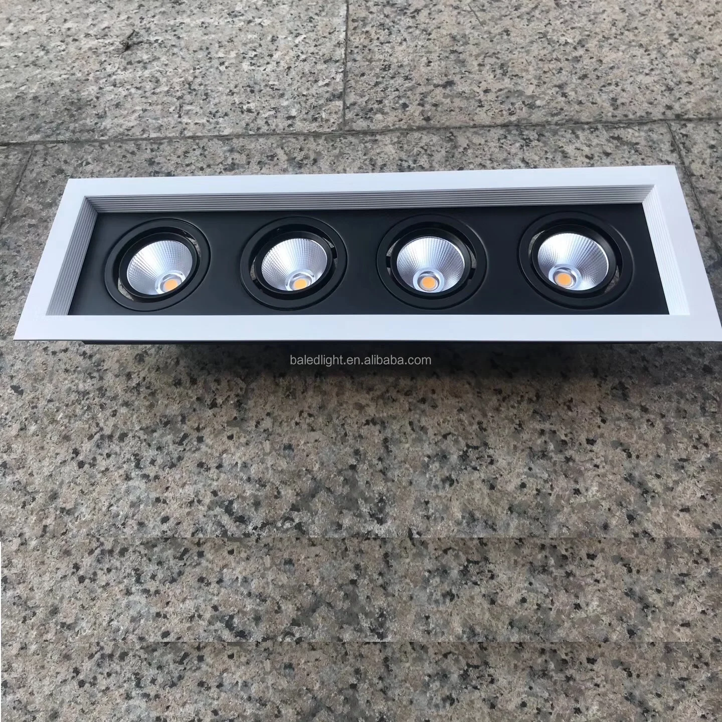 square downlight (22).jpg