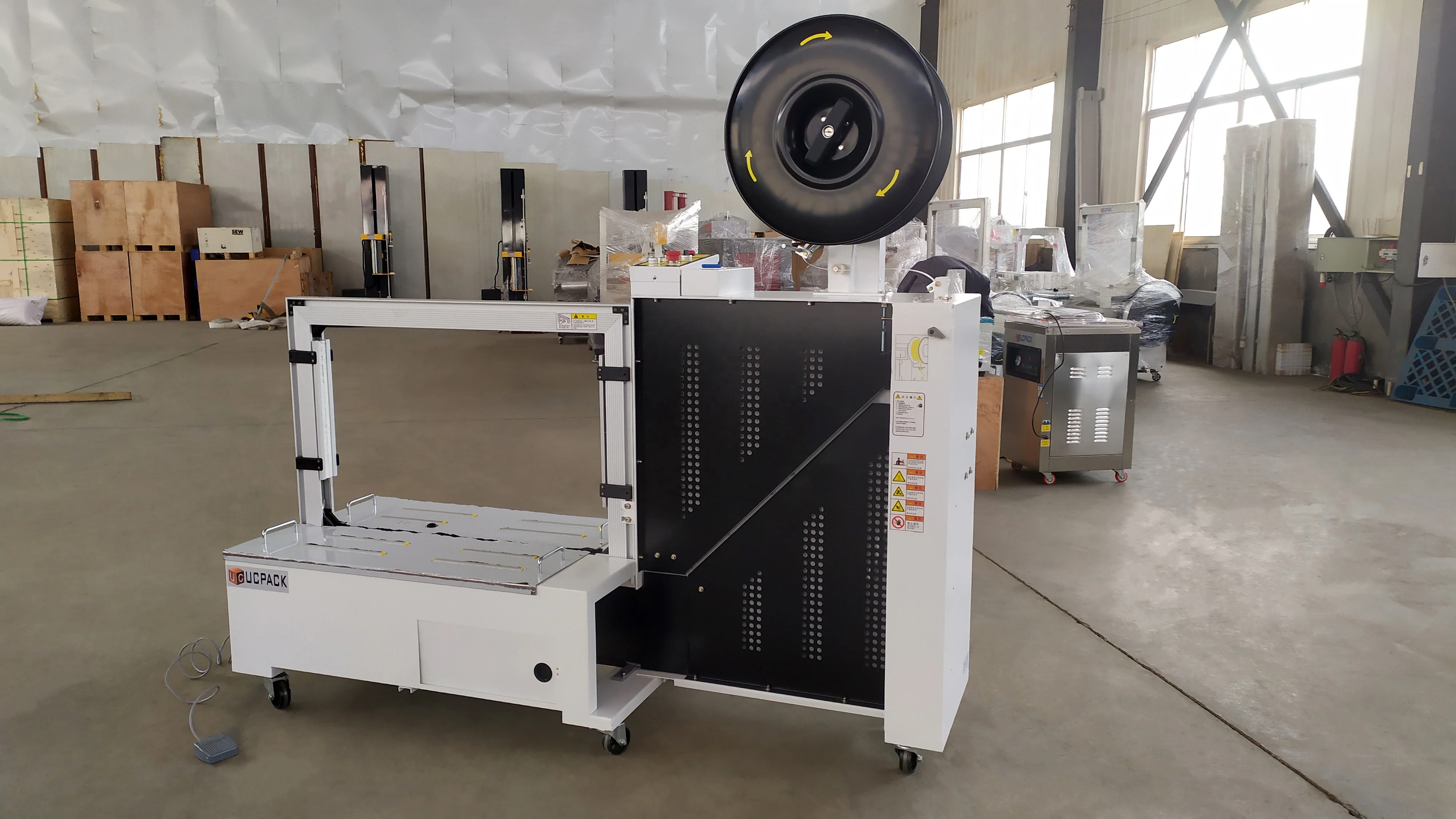 UDB-101B Automatic PP Strap Low Table Arch Strapper / Strapping Machine