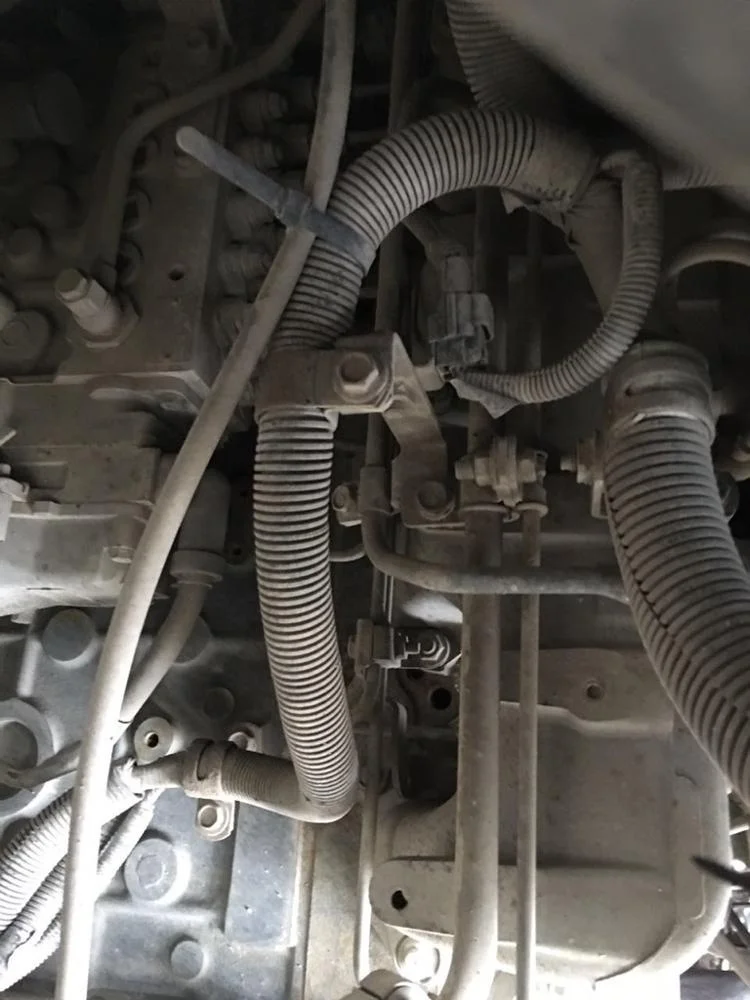  Б/у старинная Бетономешалка nissan ud с двигателем