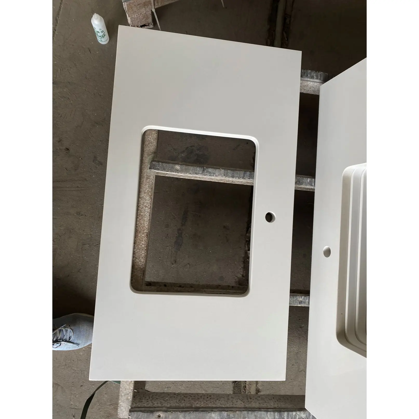 Solid Surface White Artificial Quartz Stone Double Sink Countertops Bathroom Vanity Top Multi-Family Condo Apartments Kitchen