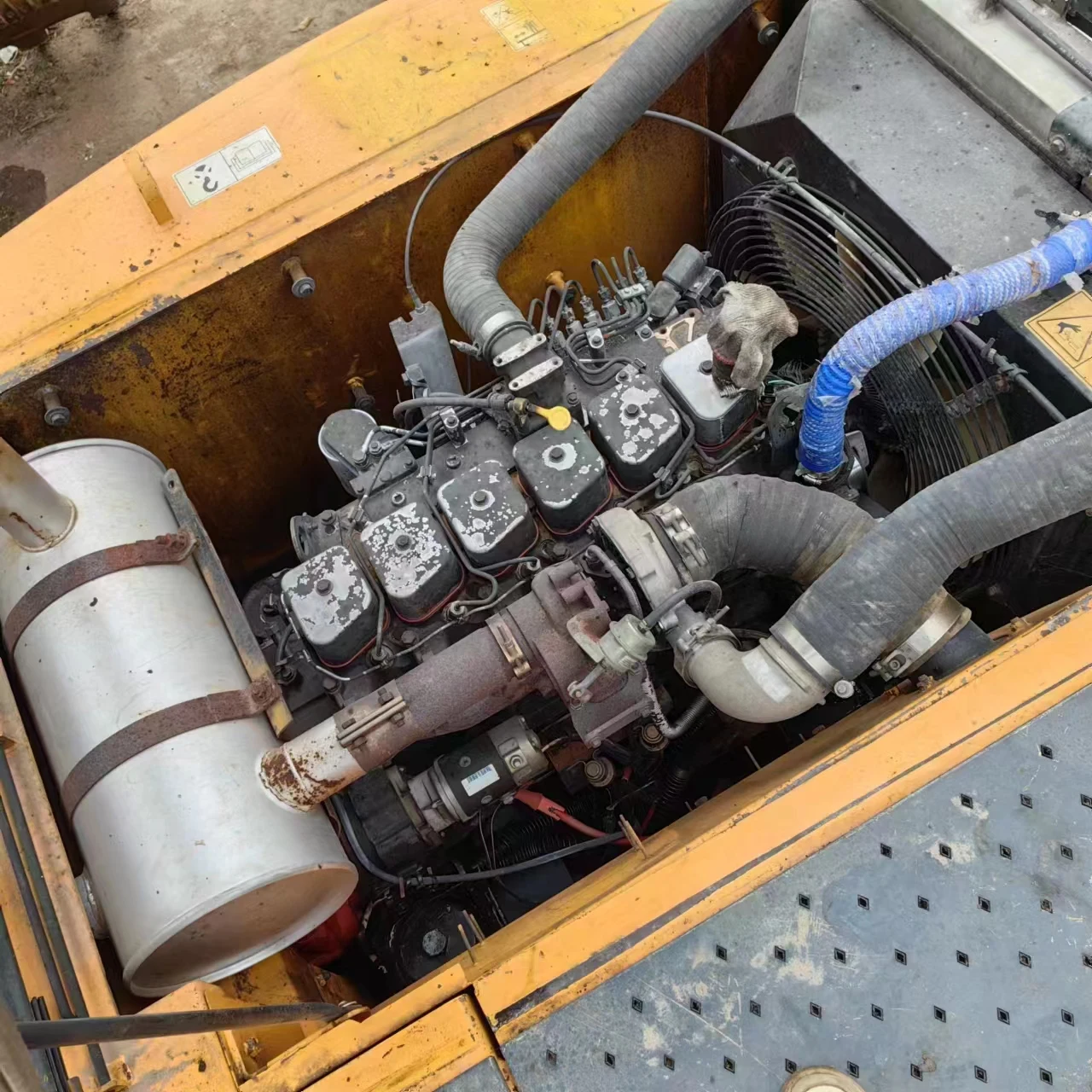 Hot Selling  Used Excavator Original Korea hyundai 210w Secondhand  Digger 210w-9 for Sale in Shanghai