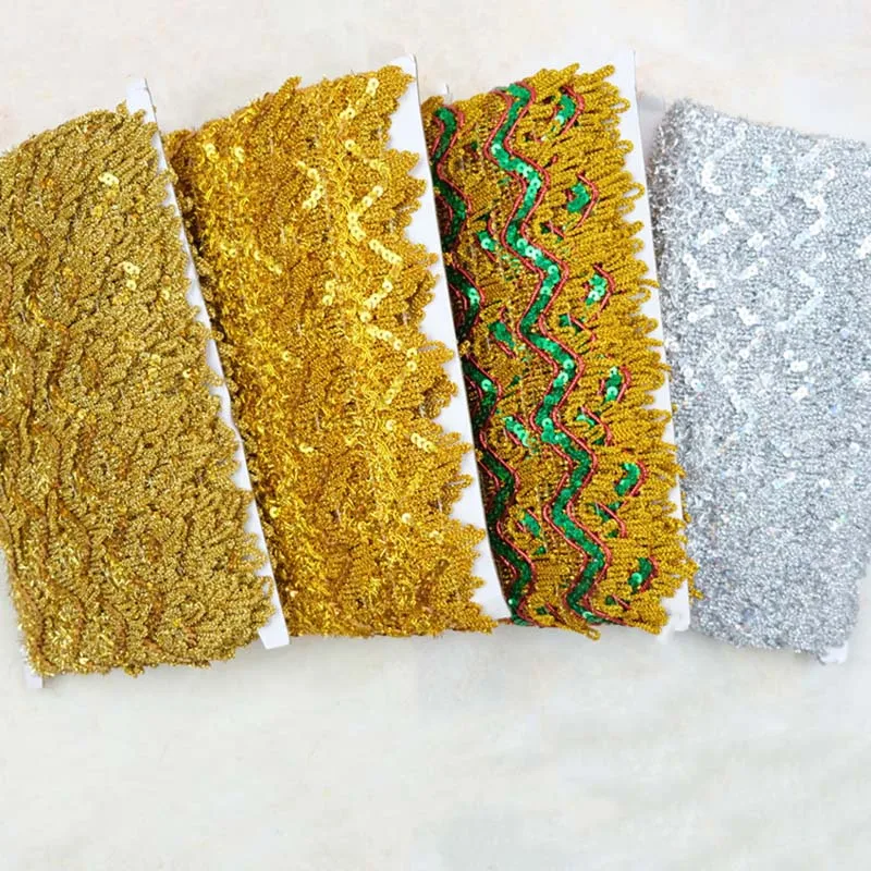 Cheap wholesale diy 4cm wide triangle gold silver crown sequined lace trim braided costume sewing decorative dancewear lace