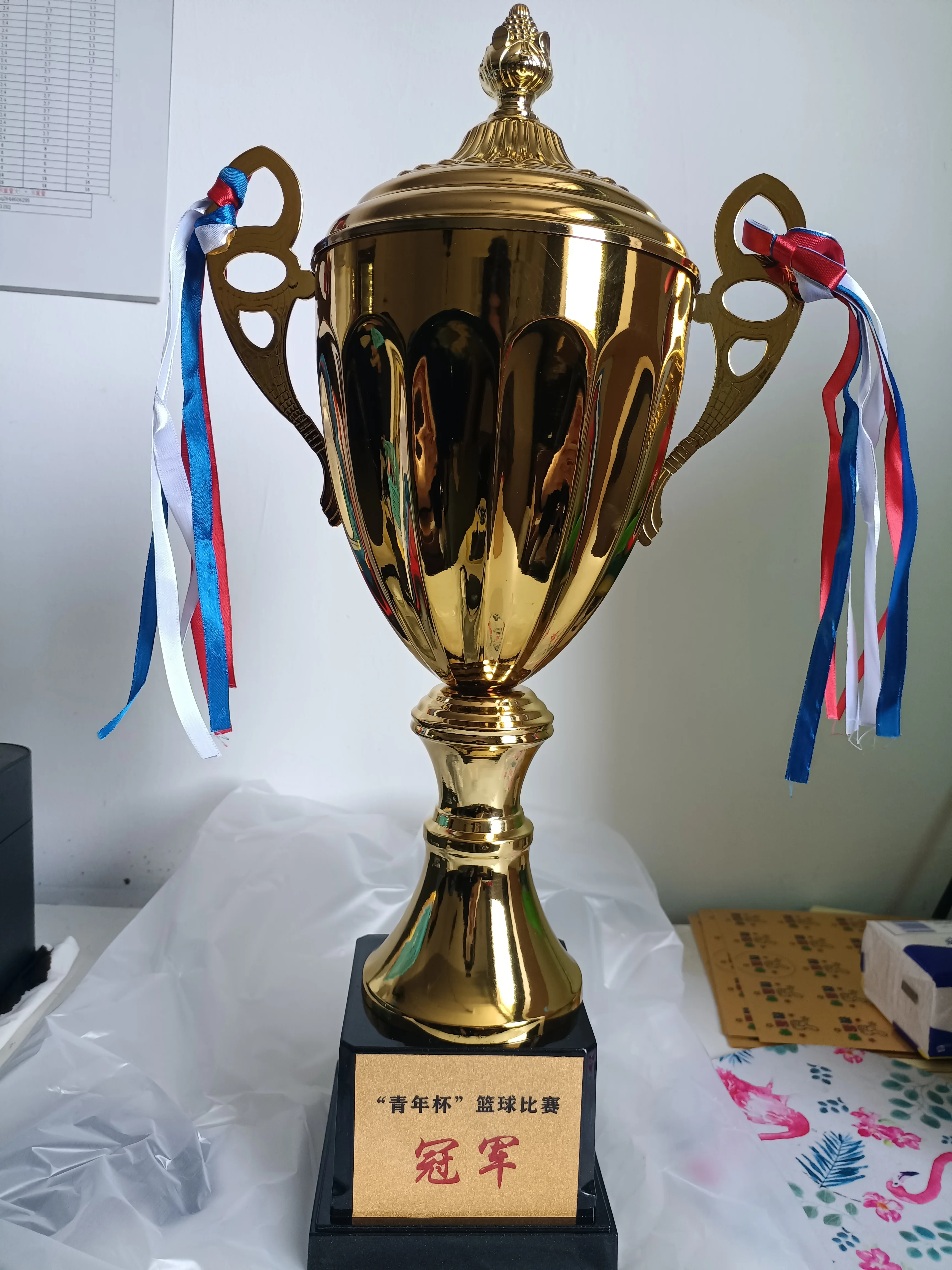 2024 Custom Special Logo Champion Cup Volleyball Basketball Football Trophy Zinc Ally Trophy Cup