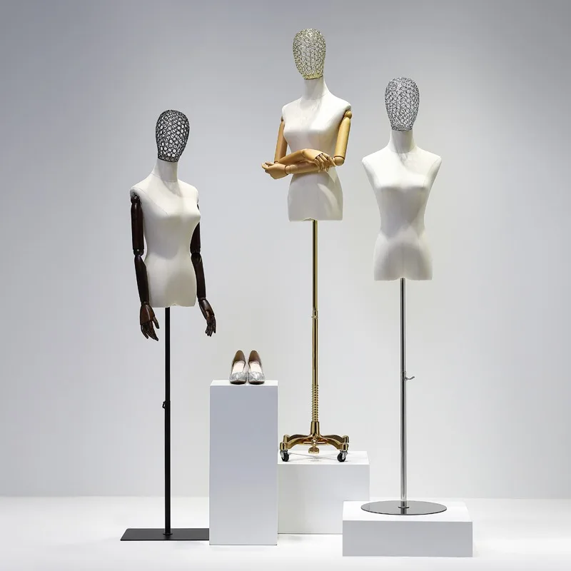 Wholesale Female Mannequin With Wooden Hands