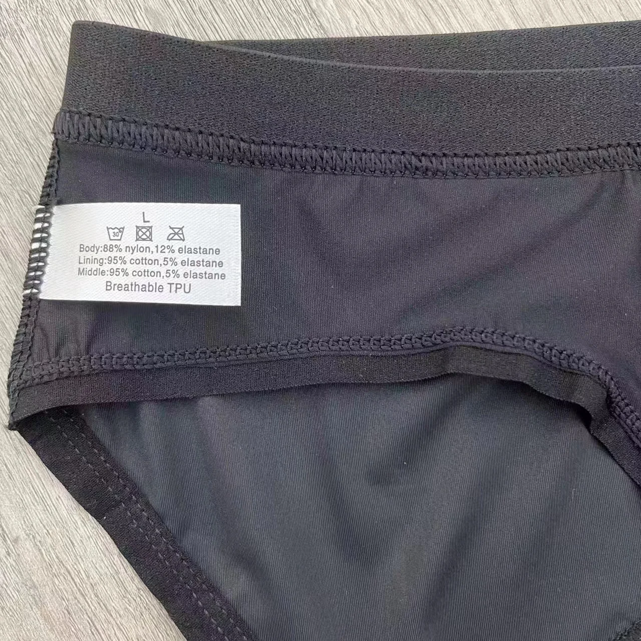 Wholesale 4 Layers Fabric Underwear Waist Midd Heavy Flow Period Panties for Women Leak-Proof and Functional Menstrual