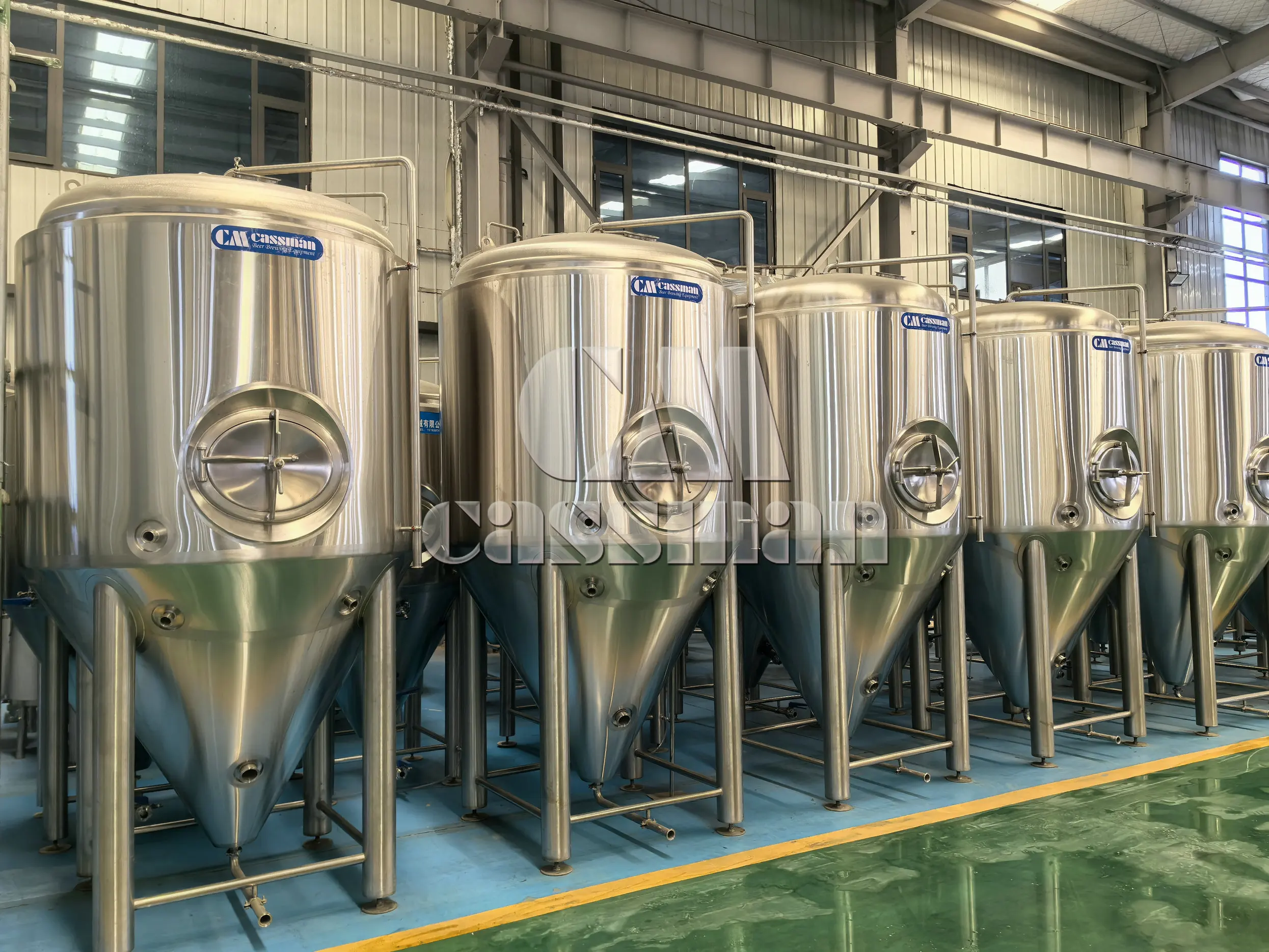3T 4T 5T 10T Large Volume Slim and tall design Fermentation Tank Craft Beer Brewery Jacketed Conical Fermenter