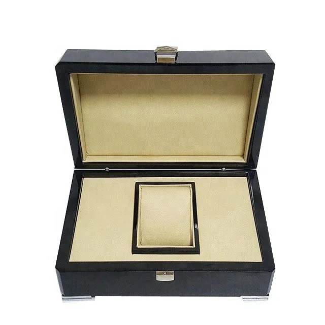 piano black lacquer finish  luxury switzerland watch boxes