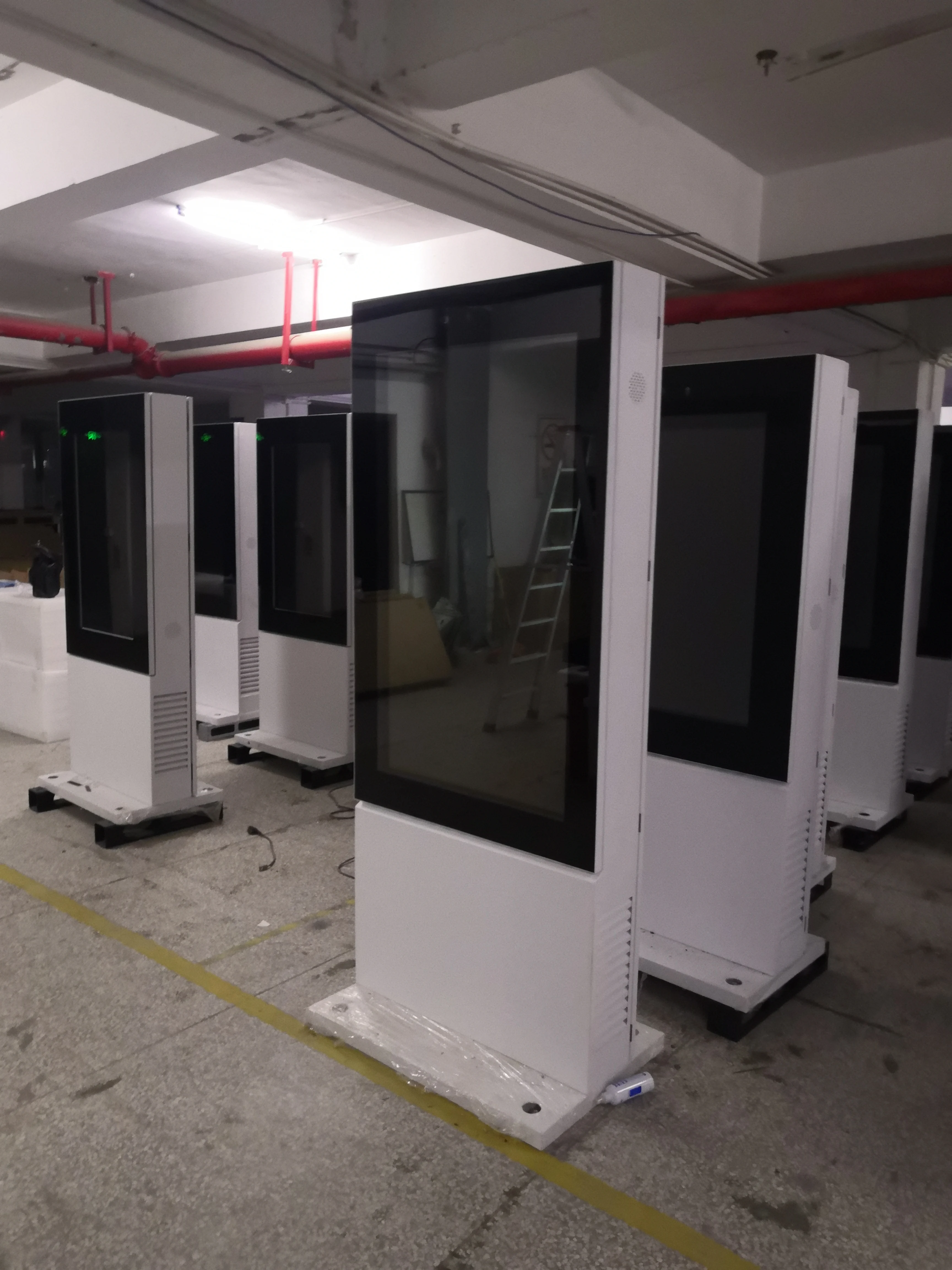 
Equipment stand lcd signage high bright machine advertising digital display screens tv outdoor monitor <img data-src=