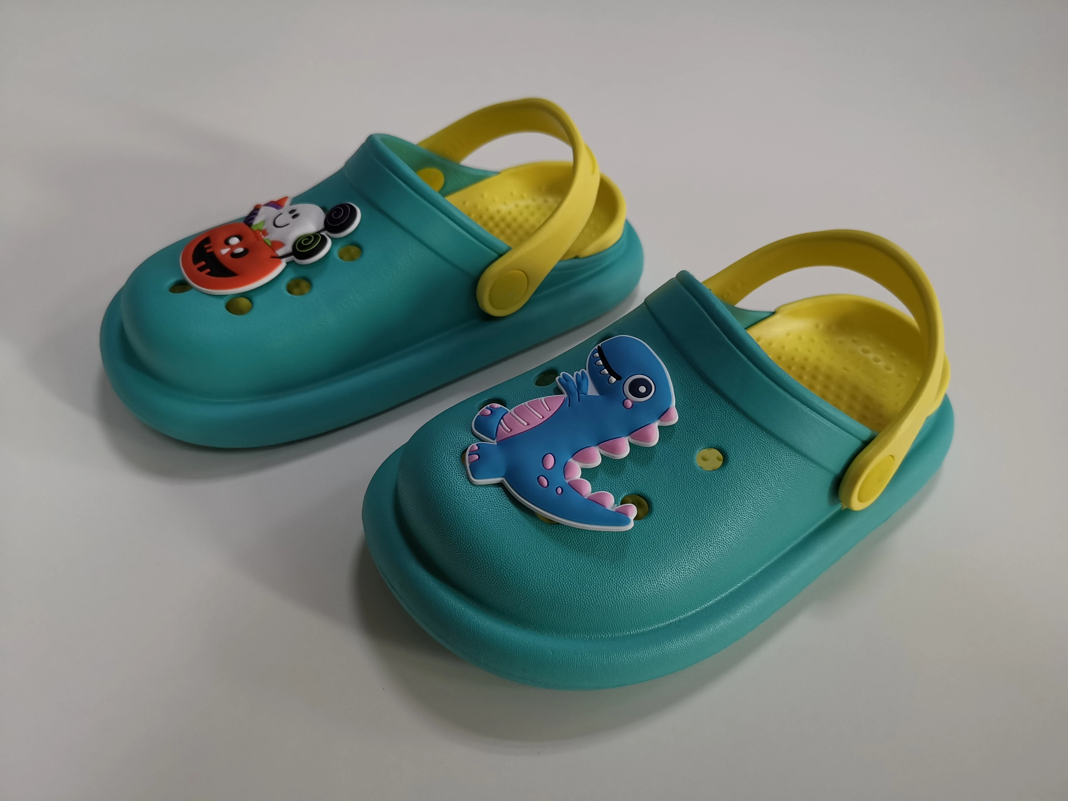 Child anti-slip clogs shoes EVA injection slingback sandal with air