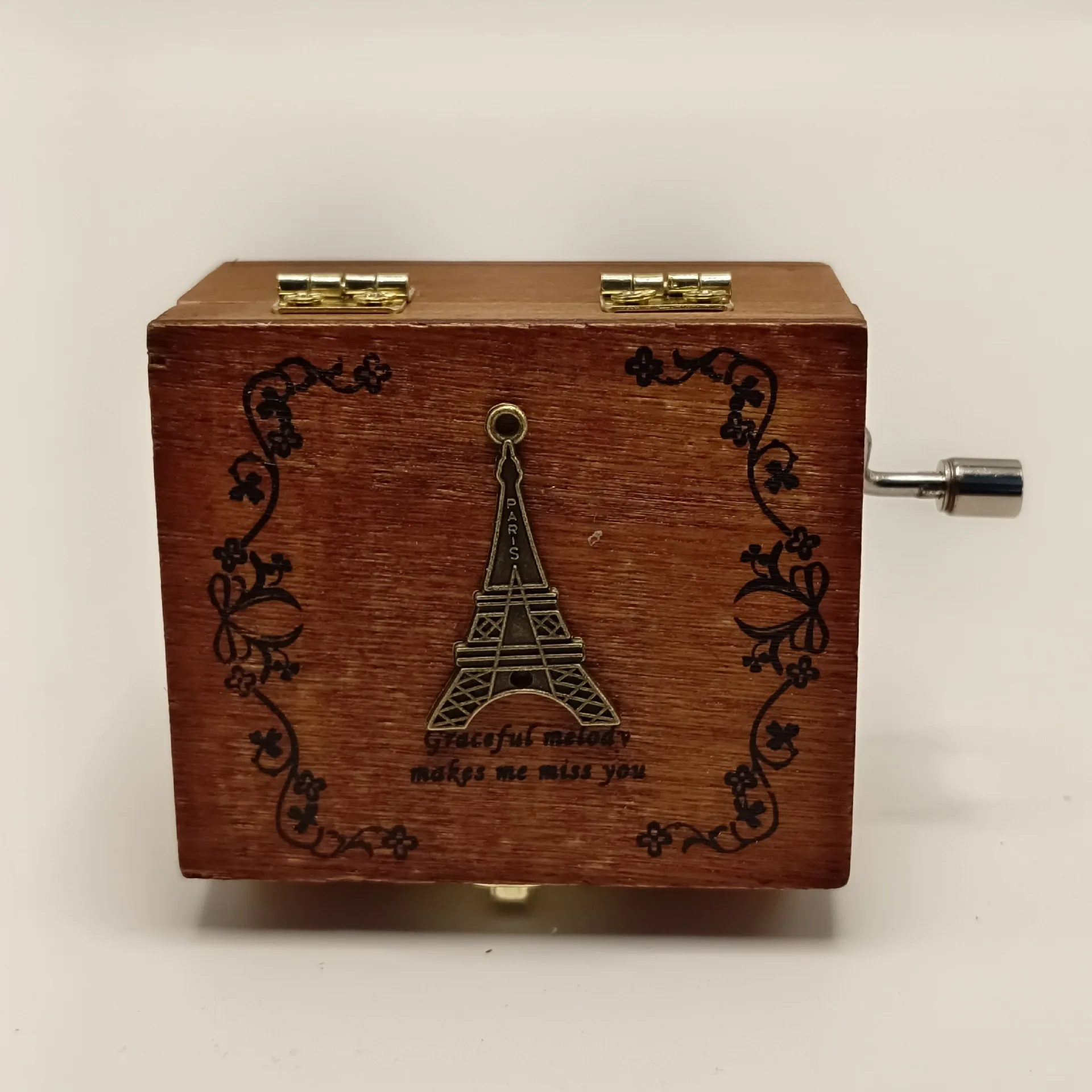 Wholesale Vintage Animal Theme Hand Crank Wooden Music Box with Lock Hand Crank Wood Music Box Popular Gift