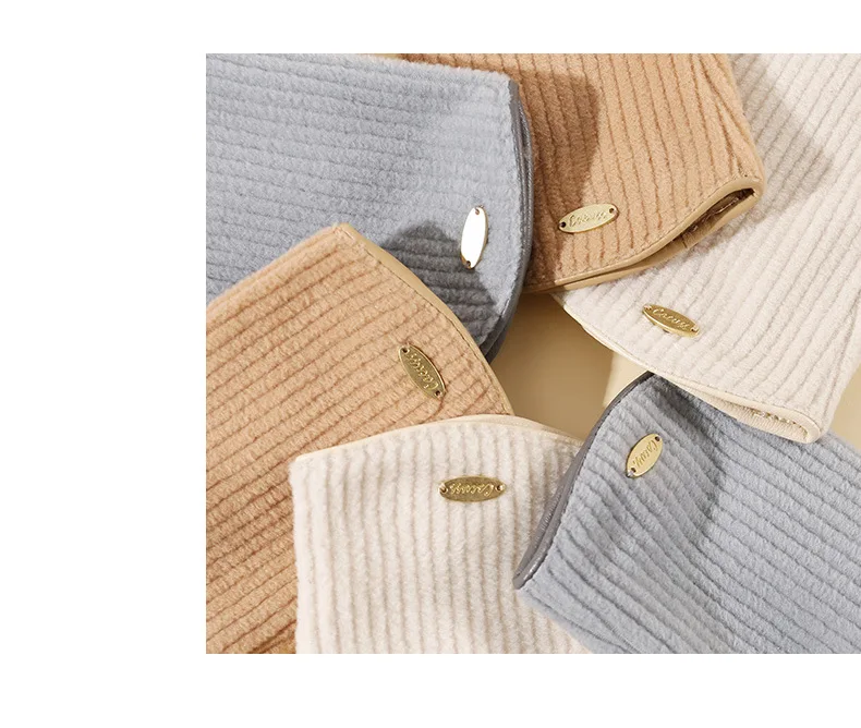 Women winter Warm Gifts fashion design technical fabric plus velvet thick touch screen mittens