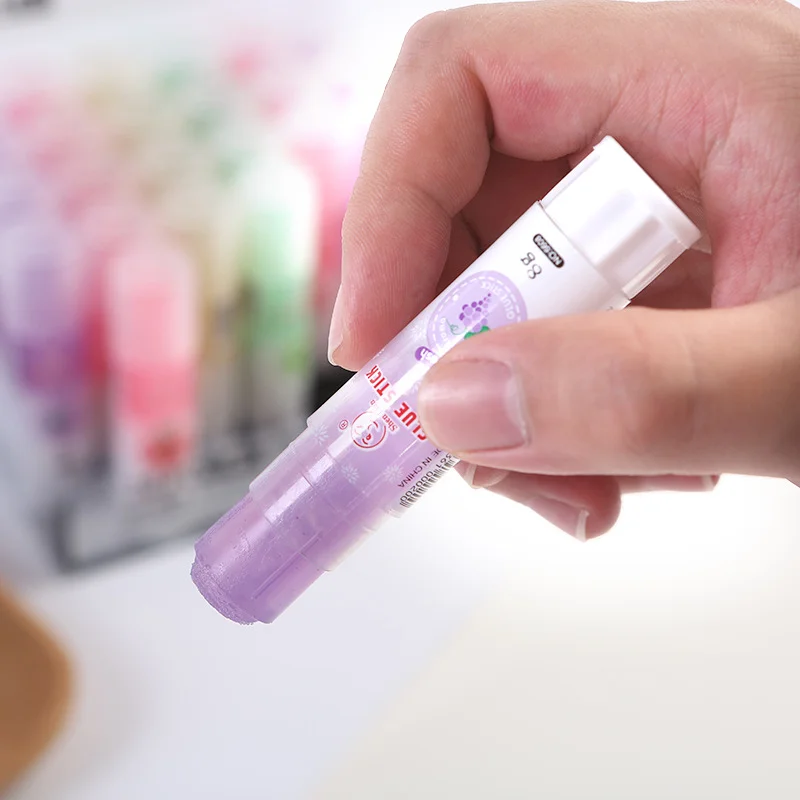Wholesale Non-toxic Colorful Glue Stick with Fruity Odour and Custom LOGO for Kids Stationery