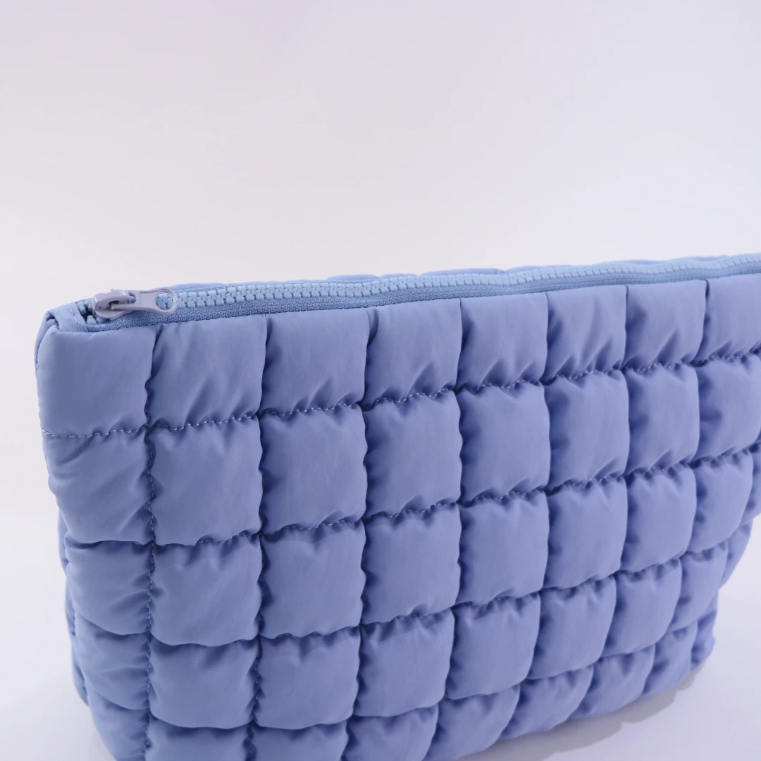 Wholesale Custom Cosmetic Bags Bubble Puffy Cosmetic Pouch  Zippers Quilted Travel Toiletry Bag Large-capacity Makeup Bags