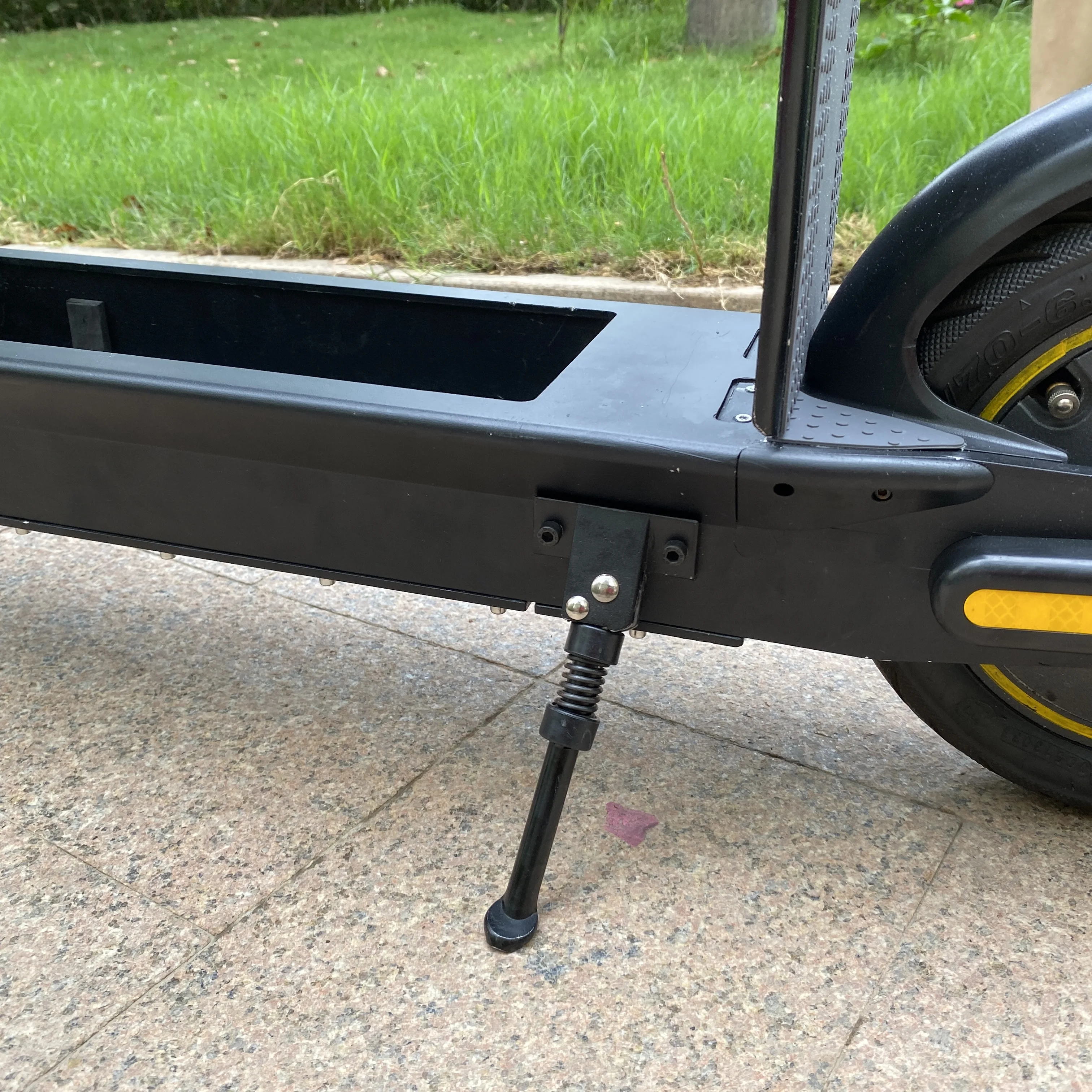 Dockless Rental Scooter Ride Sharing Electric Scooter GPS 4G IoT Two Wheel Kick Scooter Rental