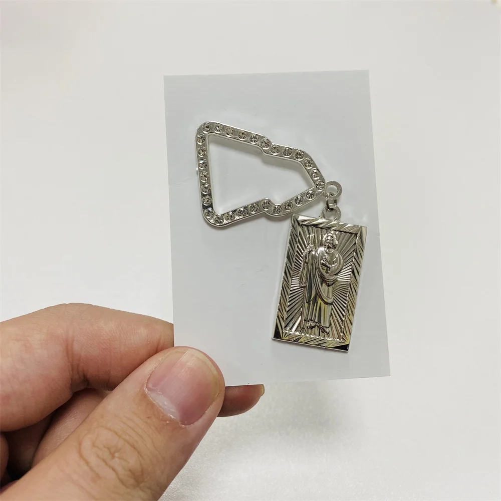 Wholesale Pines Para Gorras Baseball Hat Decoration Pendant Mexican Hat Pin Chain