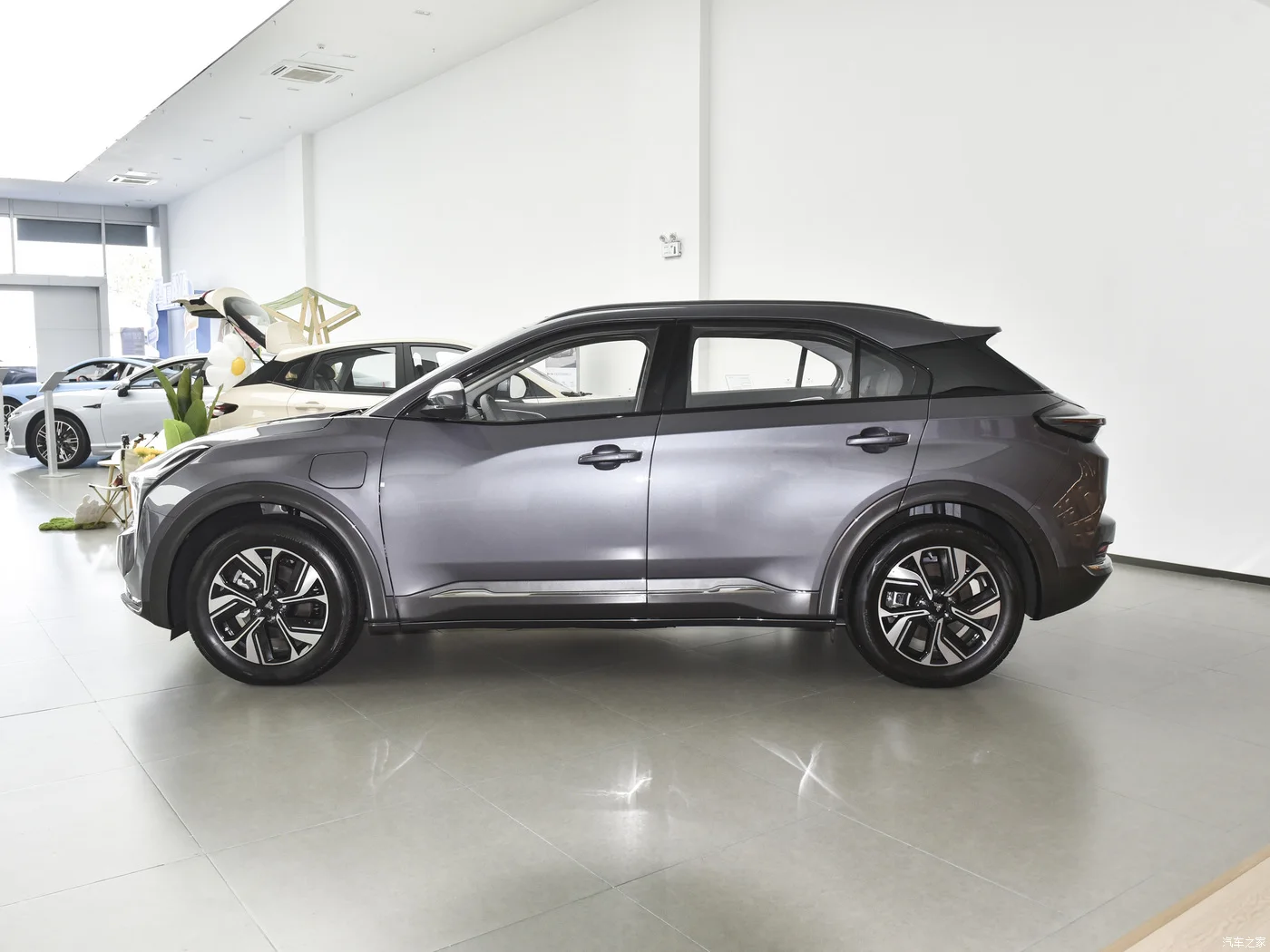 Внедорожник электрические автомобили Neta U 2023 nzha U-II Challenge Edition 400 литий-железо-фосфат хорошее качество и низкая цена автомобиль