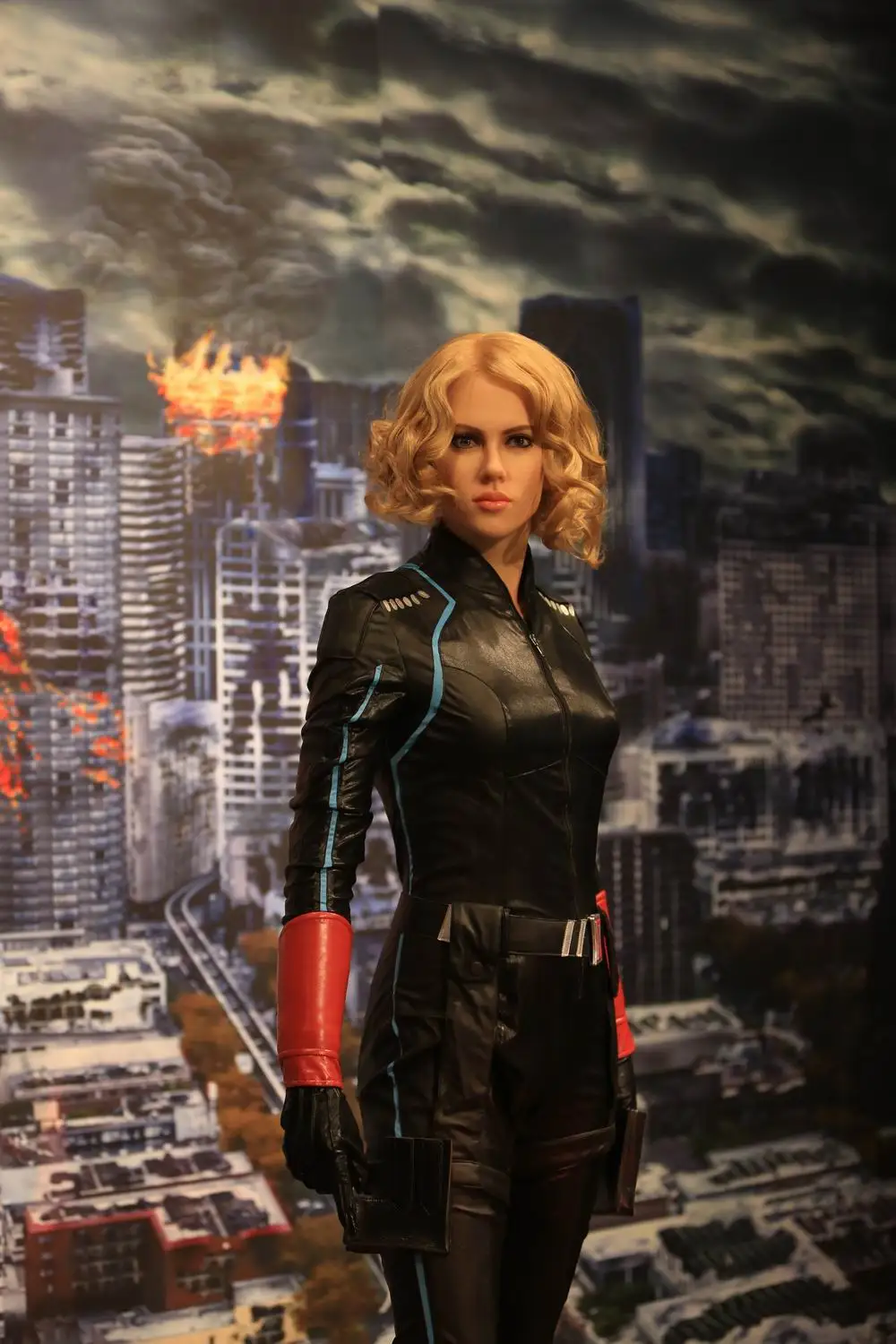 Lifesize silicone action figure of beauty in famous movie waxwok factory customized