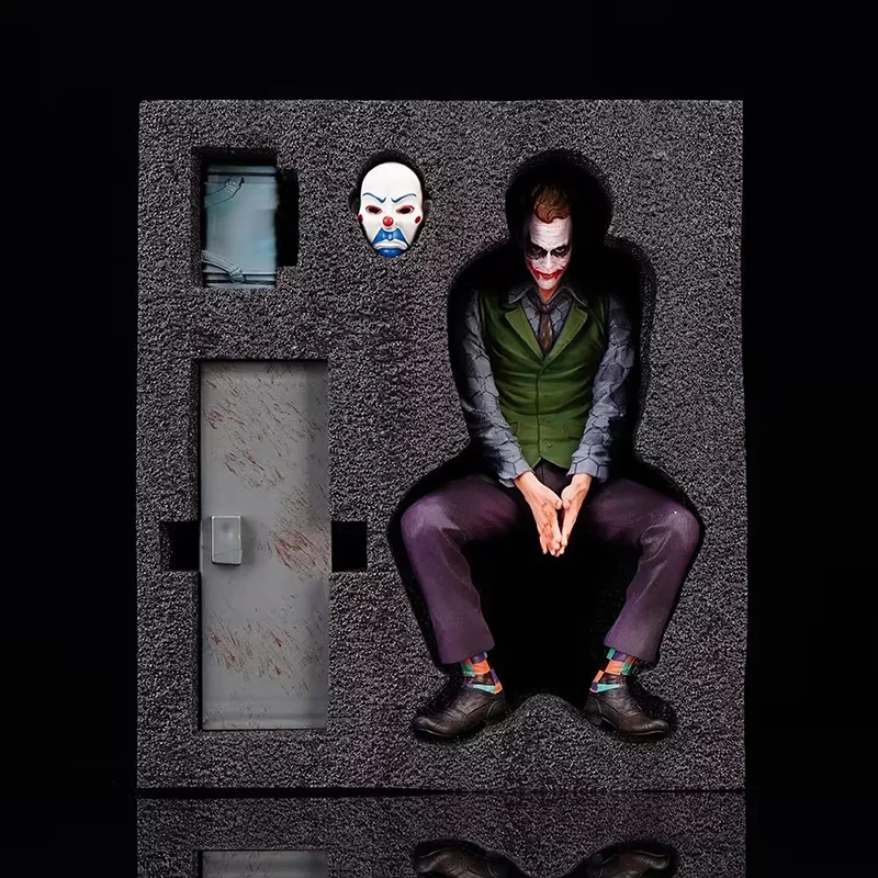 Heath Ledger statue Joker sitting  model static ornament action figure
