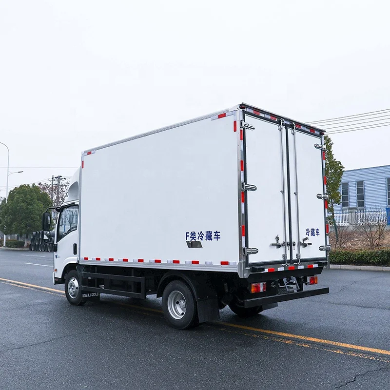 Japan ELF 4x2 Refrigerator Truck 4 Ton Refriger Truckfor Frozen Transport