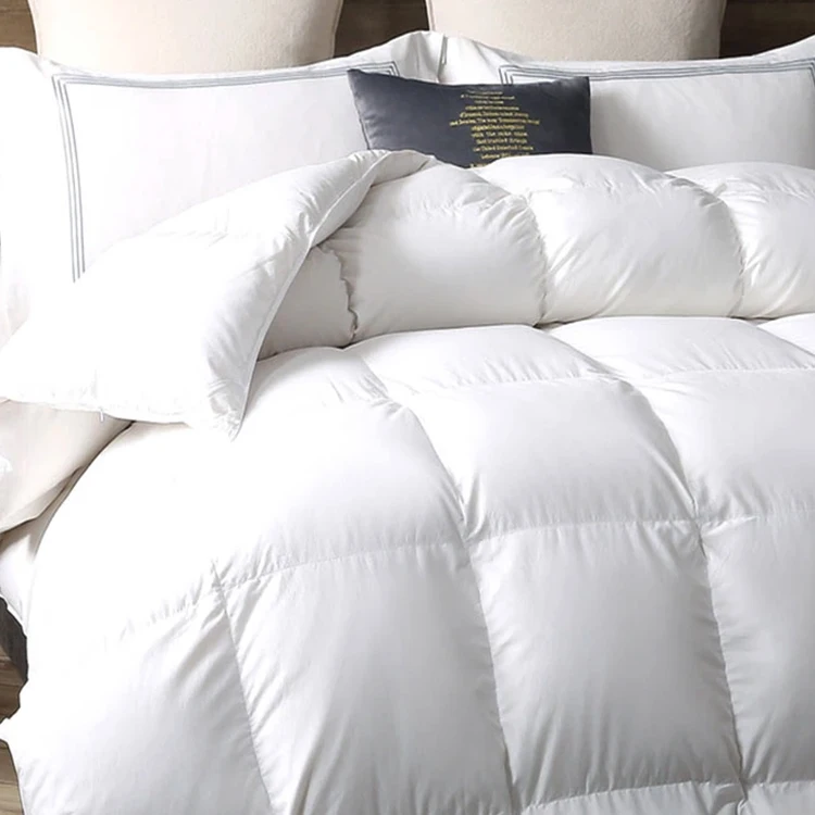 Hot Sale Wholesale custom Popular soft winter quilt down microfiber comforter duvet