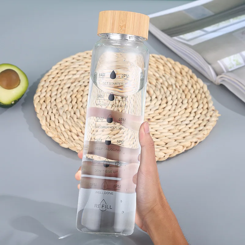 2024 New Product Hot Sale Glass Water Bottle with Bamboo Lid Customized Classic water bottles