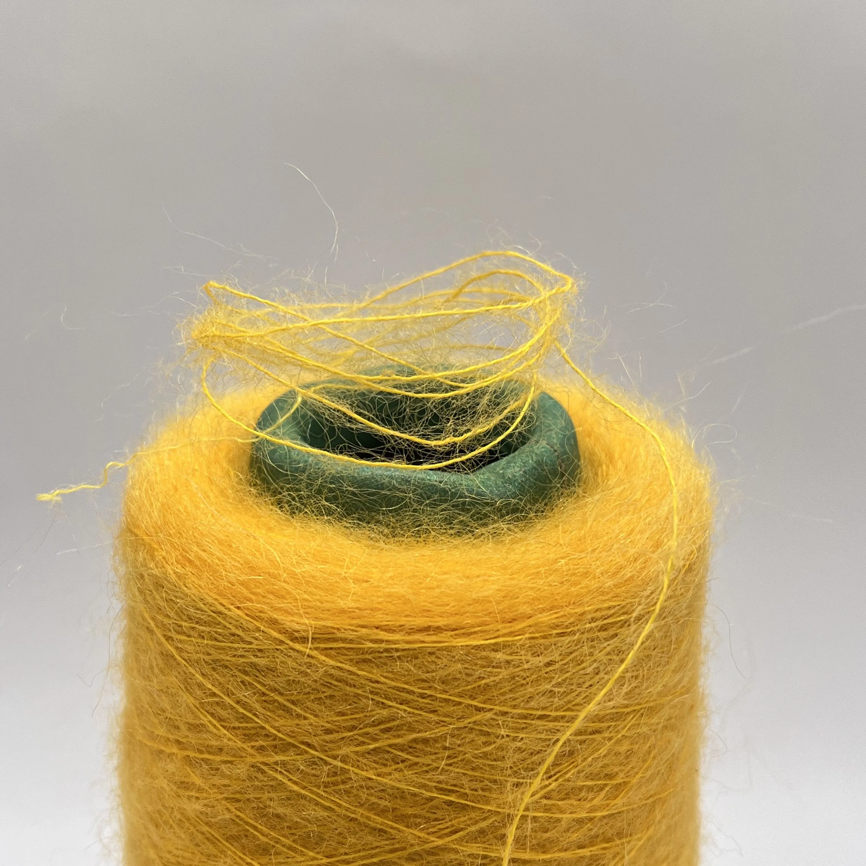 super warm and silky touching kids mohair yarn for diy scarfs for hand knitting