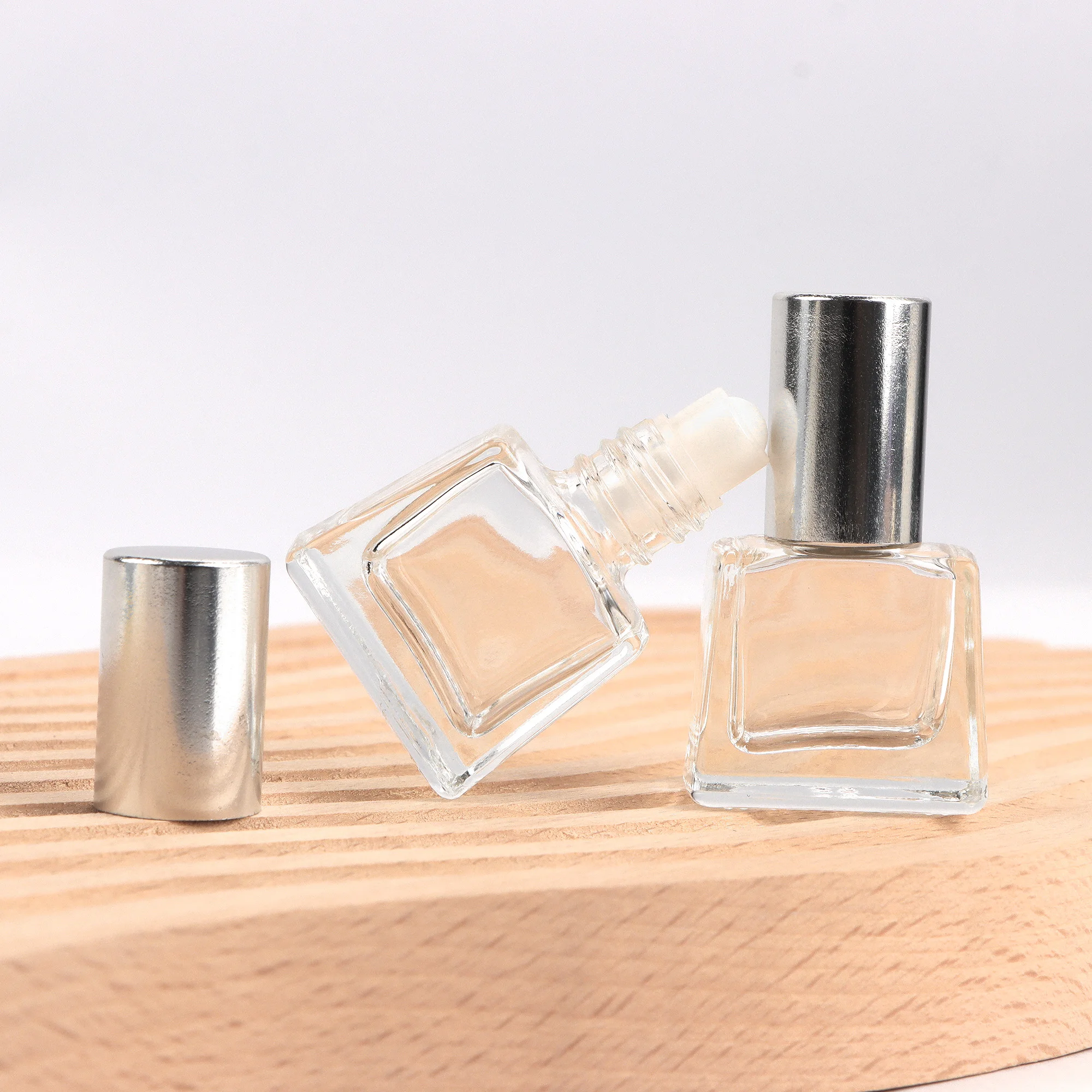 3Ml 4Ml 5Ml 6Ml 10Ml 15Ml 20Ml 30Ml Clear Roll on Glass Bottles With Steel Ball Perfume Roller Bottles for Cosmetic Packaging