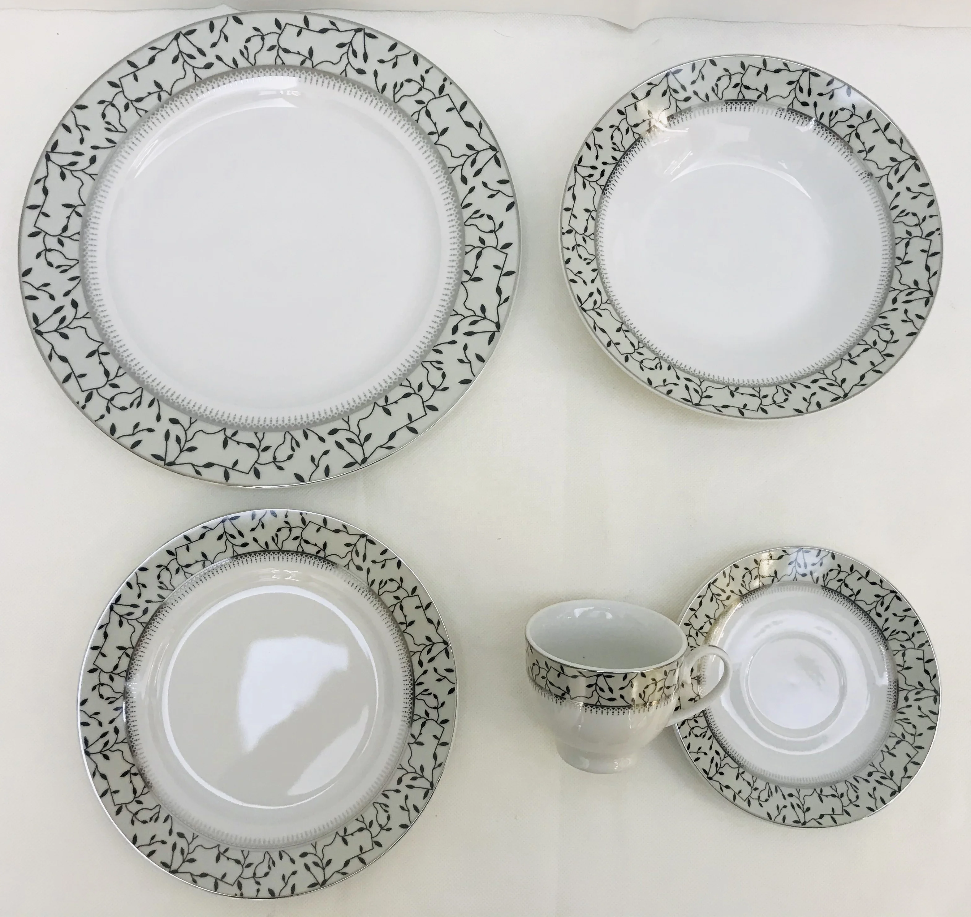 Color Box Arcopal Dinner Set Packing Porcelain Space Western Customized Ceramic Logo Style Time Room Modern Technique Holiday