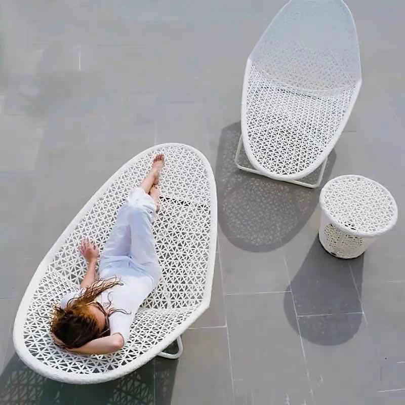 Factory Direct Sale Rattan Outdoor Furniture Recling Chair Lounge Simple Sun Lounger
