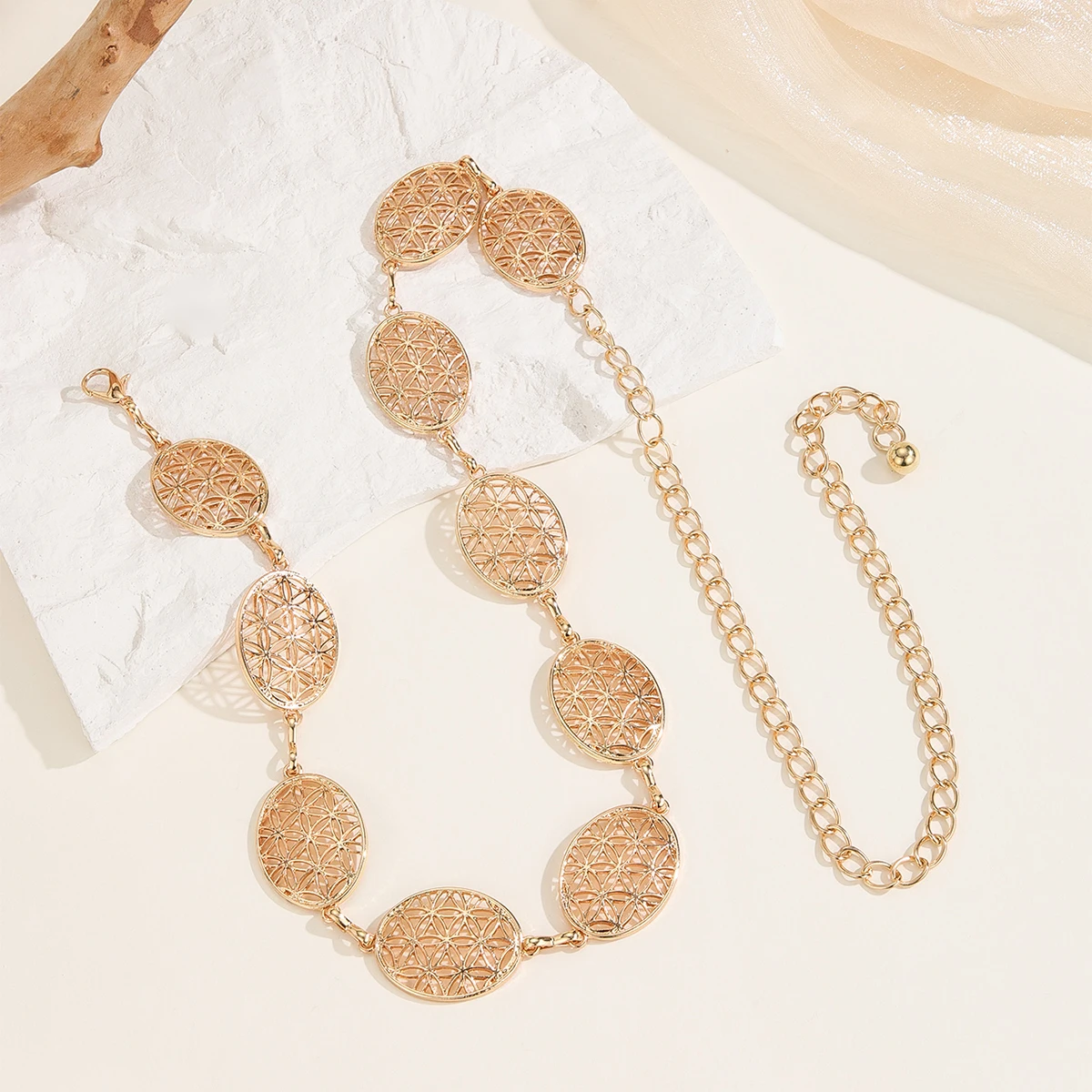 Metal Waist Chain 20 Chain Hollow Circle Decorated Waist Chain Dress Fashion Accessories Belt For Women