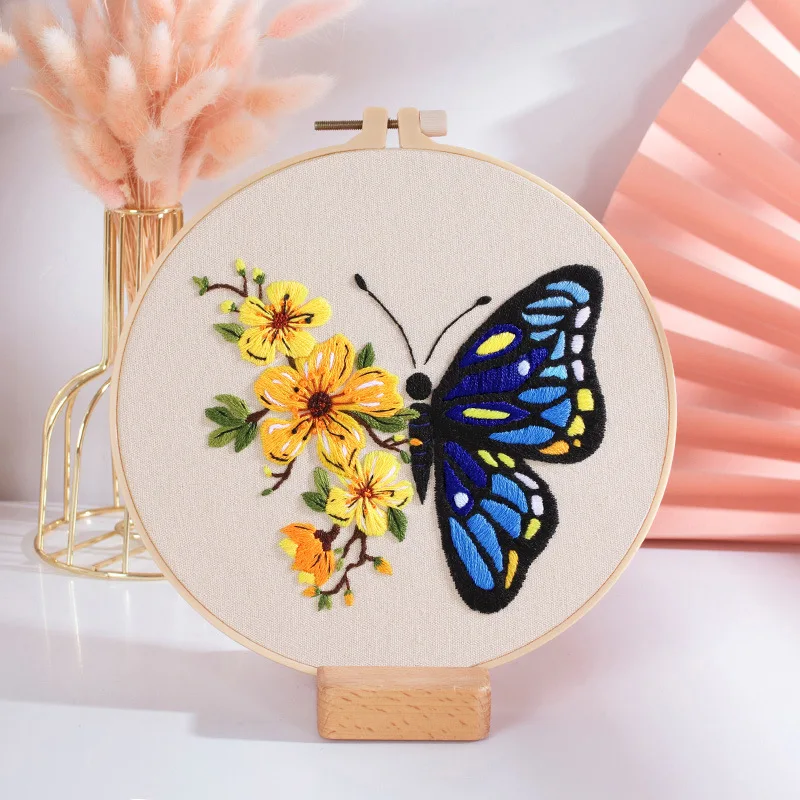 Wholesale DIY Butterfly Embroidery Kit For Beginner Floral Modern Plant Hand Embroidery Kit with Needlepoint Hoop DIY Craft Kit