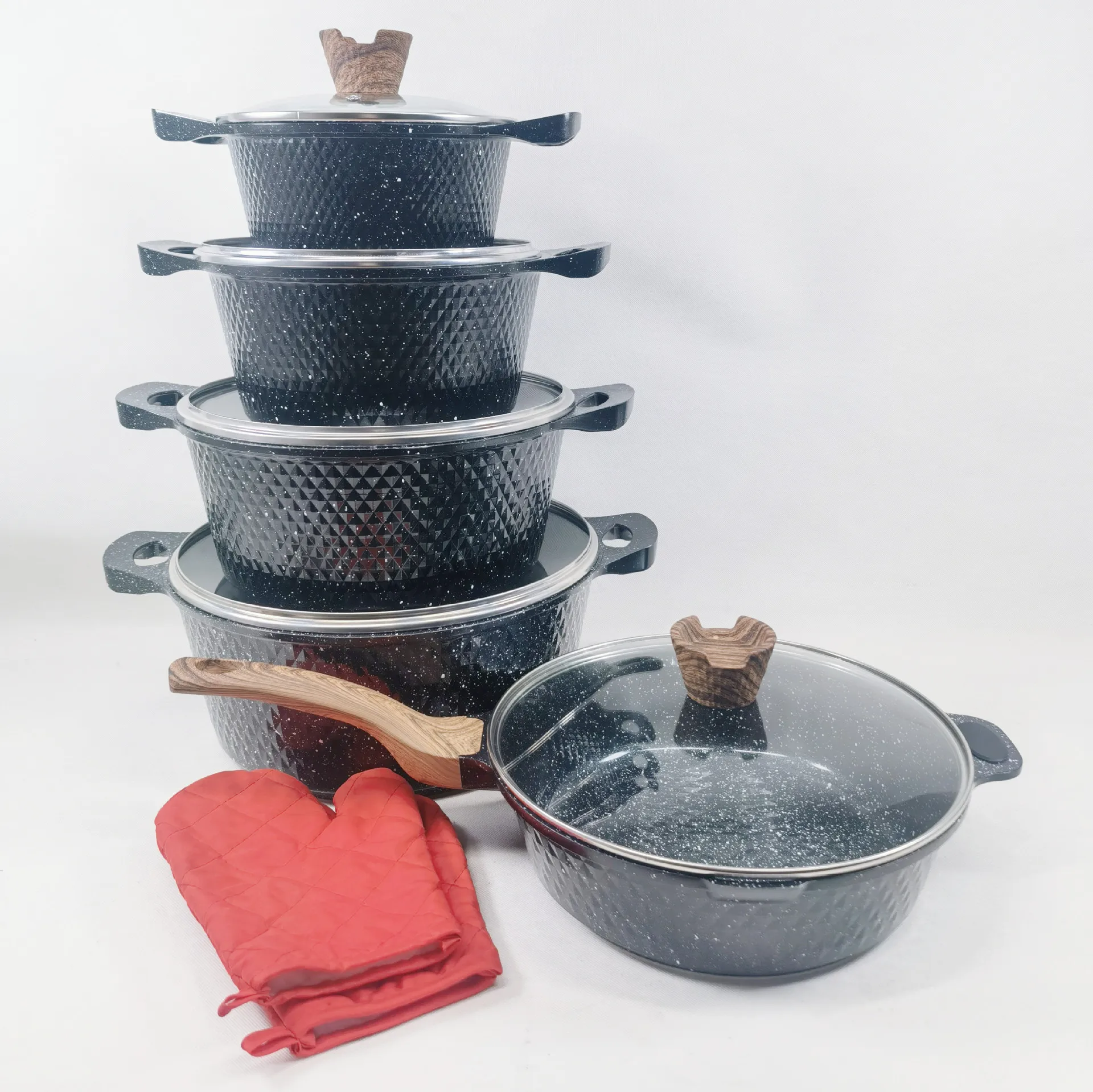 12PCS Kitchen Non-Stick Aluminum Cookware Set Woks and Pots with Glass Cover Easy to Clean and Durable Pans and Cookware