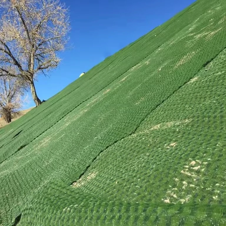 UV-Resistant Pyra25 Pyra75 green black High quality 3D geomat for erosion control slope protection landscape geomat