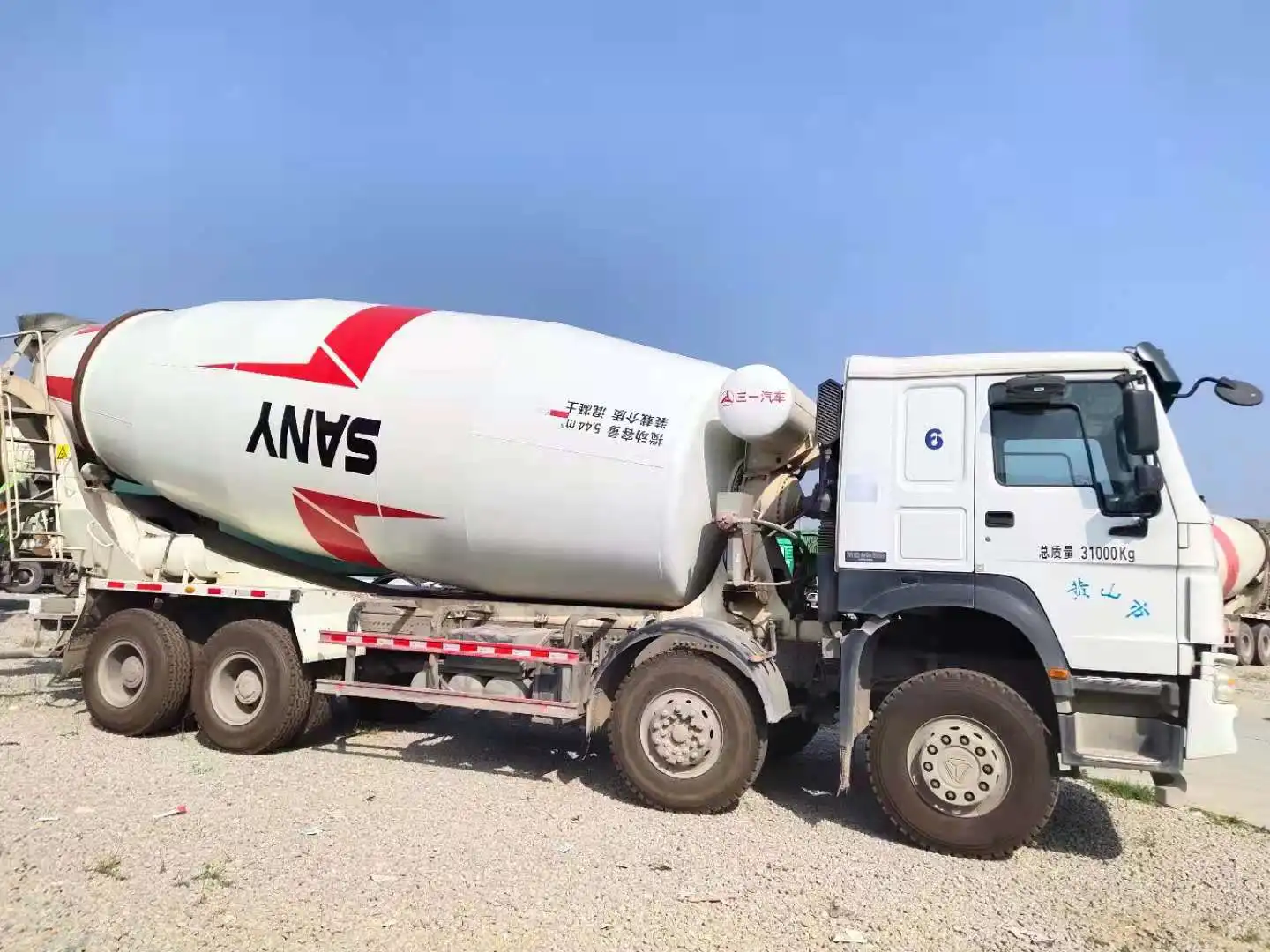 
Original original second-hand HOWO concrete mixer truck, China National Heavy Duty Truck 