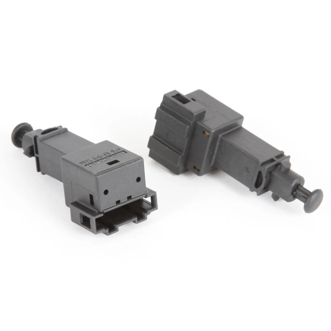 Car Brake Light Switch 1J0 945 511A for A2 A3 TT Seat Arosa Cordoba Ibiza Vario Leon Toledo 1J0 945 511B 1J0 945 511 C 1J0945511