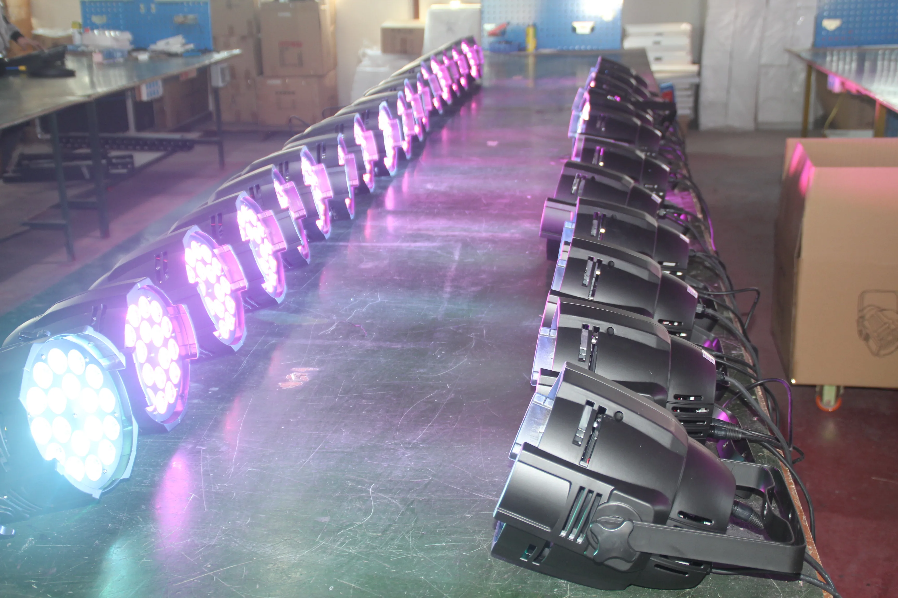 Best Selling 12W RGBW 4-in-1 Indoor LED Par 64 Can Light  Projection Spotlights for DJ & Hotel DMX & DMX512 Control