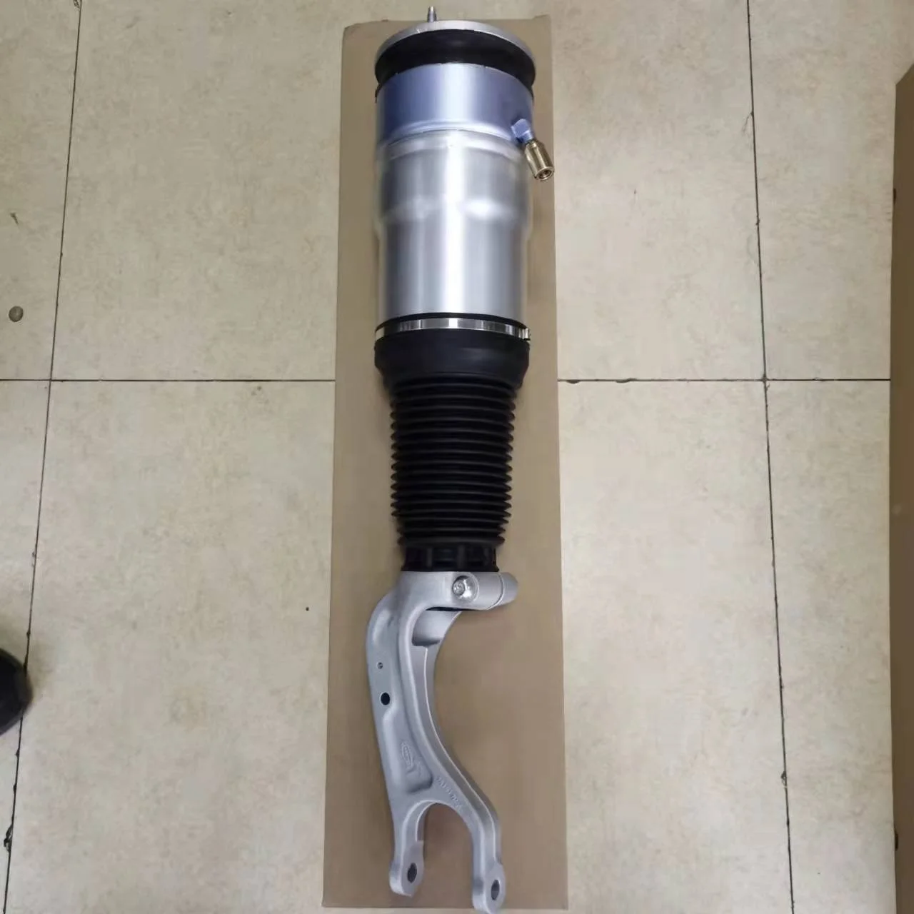 Suitable for Tesla model s shock absorber 2WD and 4WD 6006351 6006352 6006353 auto suspension spare parts