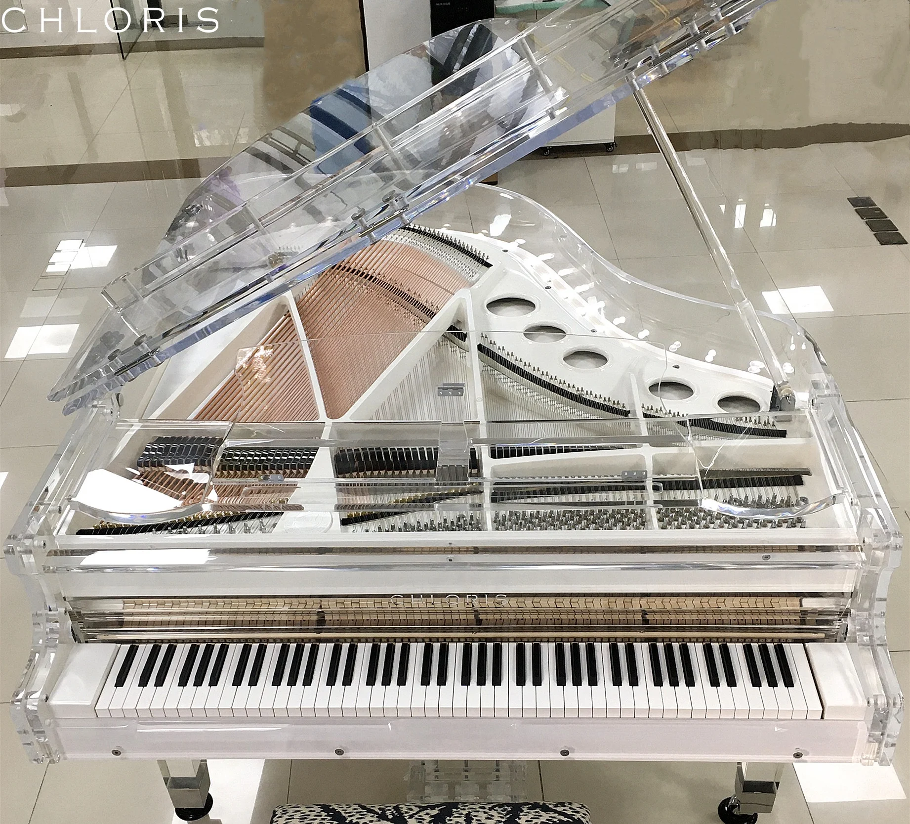 Crystal  Piano  HG-180A Grand Piano decorated with luxurious  crystal lights