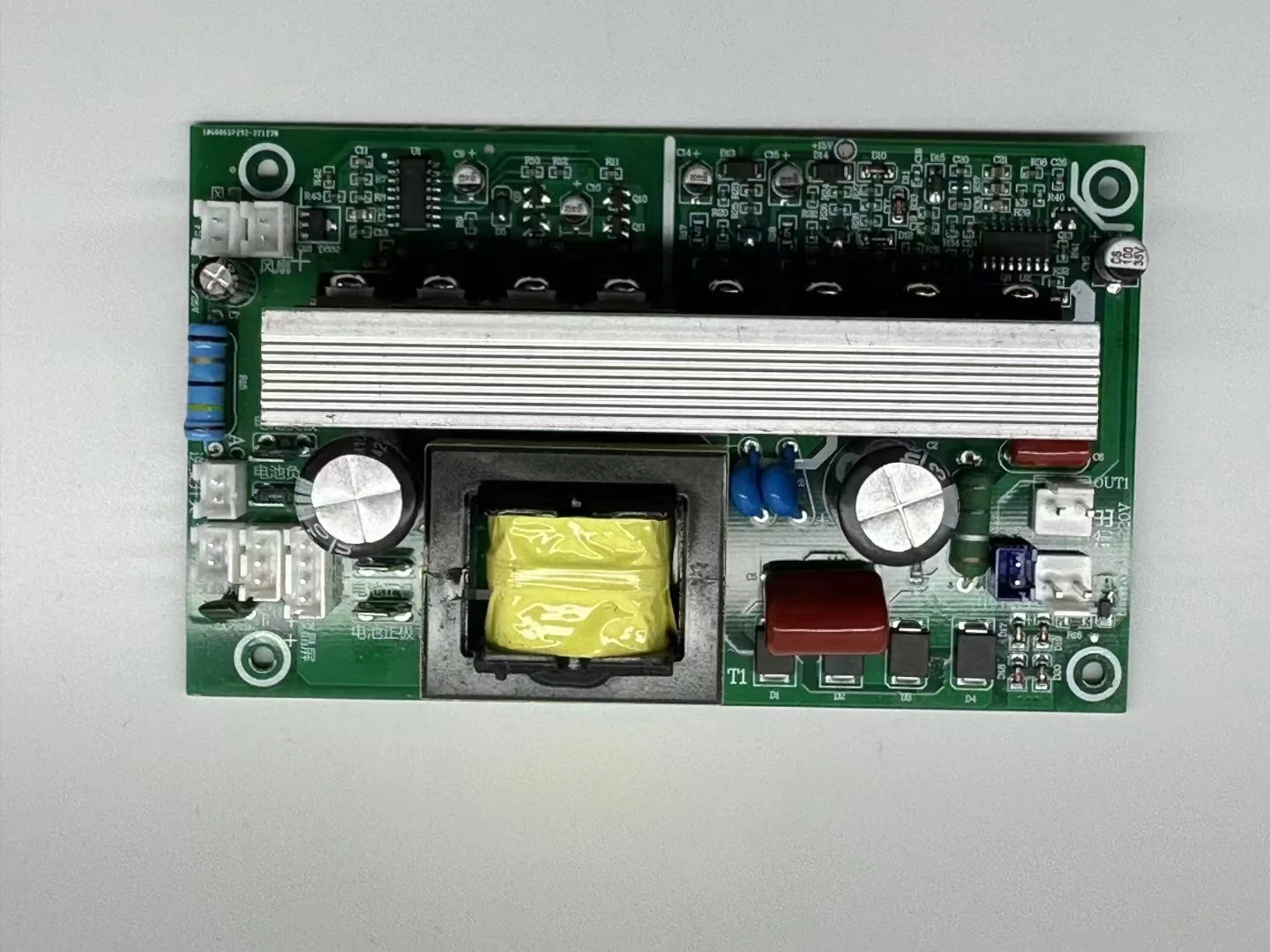 Factory sell 1000W 2000W 512WH Power Bank universal Plug Standard DC/AC Portable Power Station with 1000w inverter