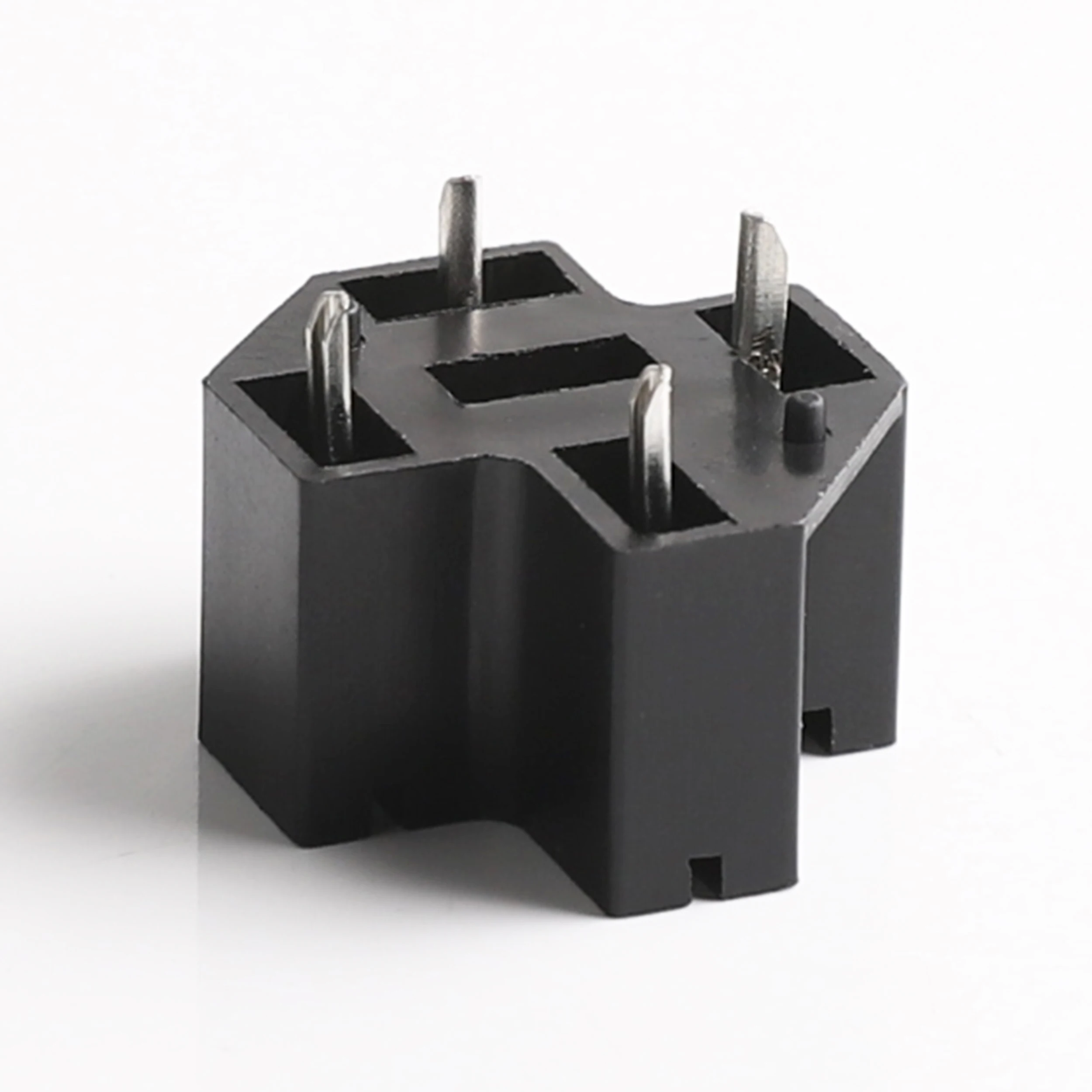 Automotive relay sockets 5 pins with 5 holes 6.3mm PCB type base for relay connecter