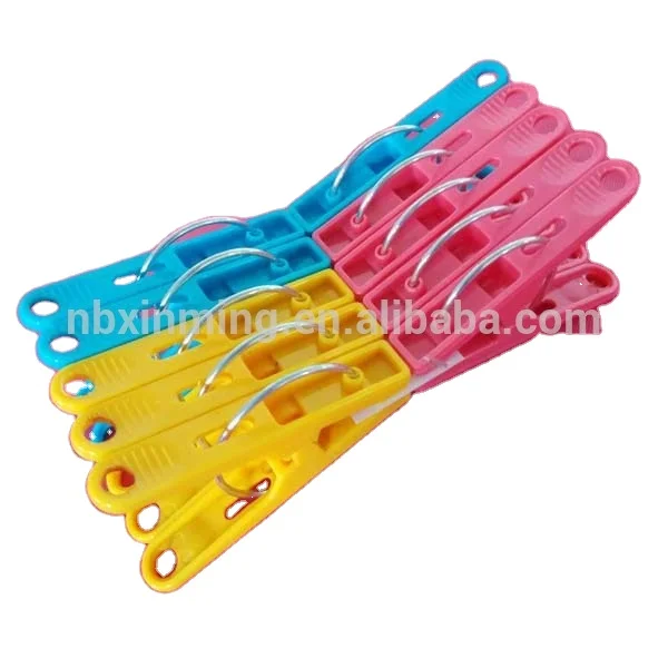 Selling cheaper plastic clothes peg and cloth hanger