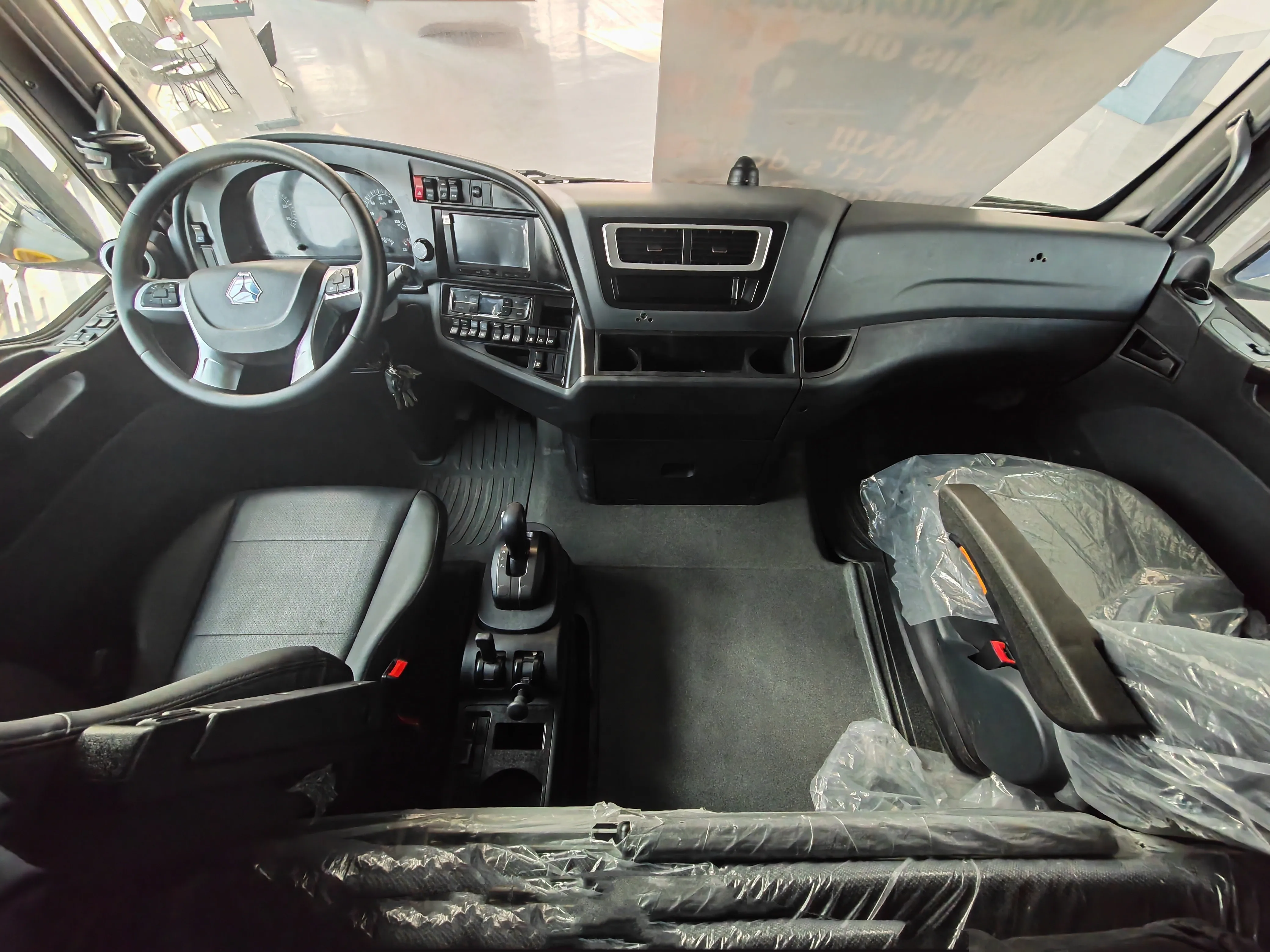 Sinotruk Sitrak C7H второй головной грузовик Howo 4x2 6x4 Cng Подержанный тягач