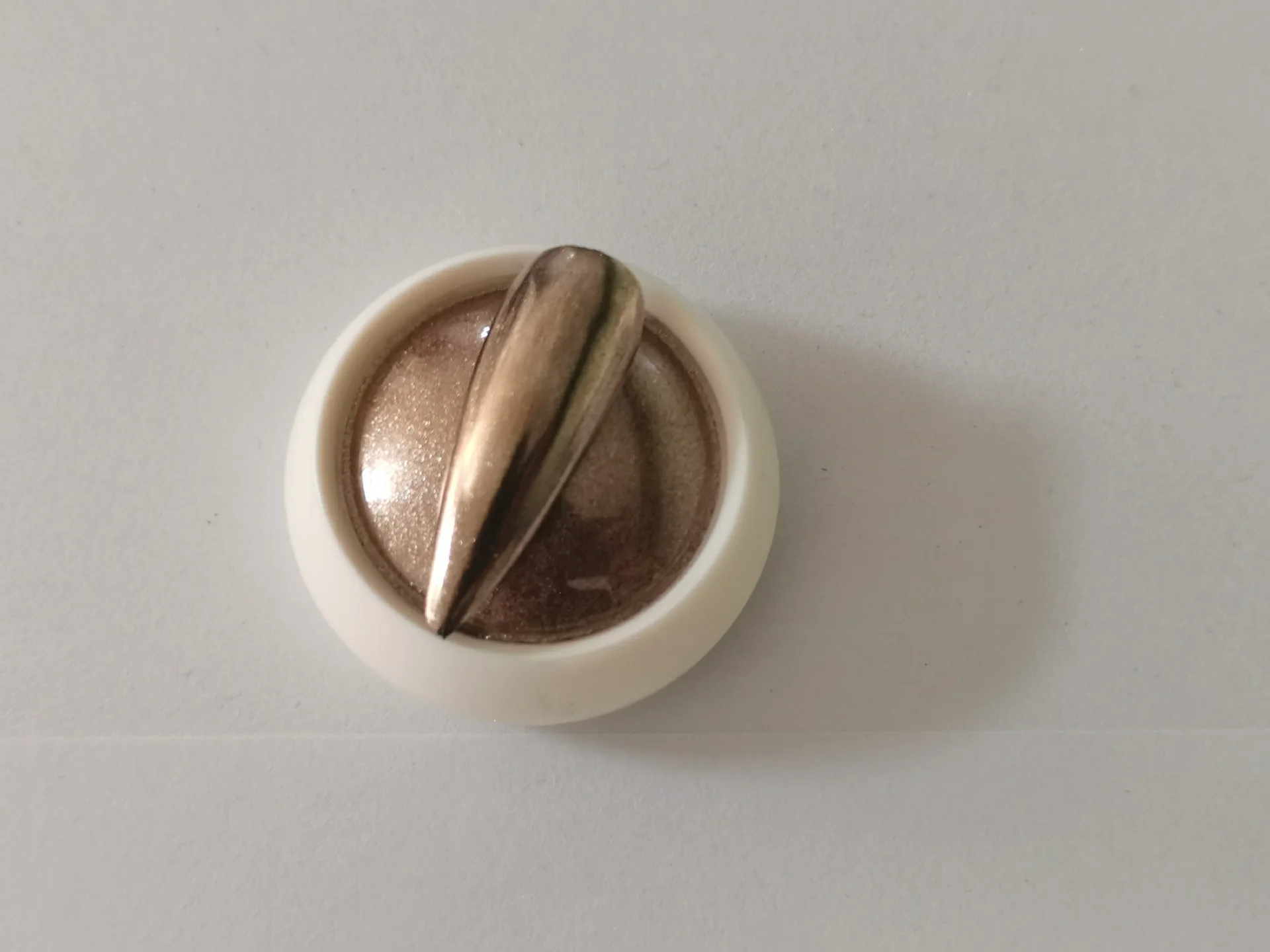 New Light Luxury Gold Magic Mirror Powder Hot Sale Mirror Surface Titanium Powder High Quality Nail Art Magic Mirror Powder