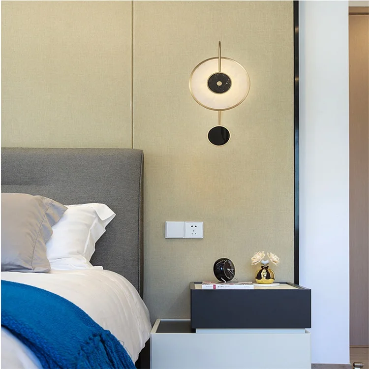 New Innovative Products Nordic Elegant Decorative Brass Gold LED Wall Light