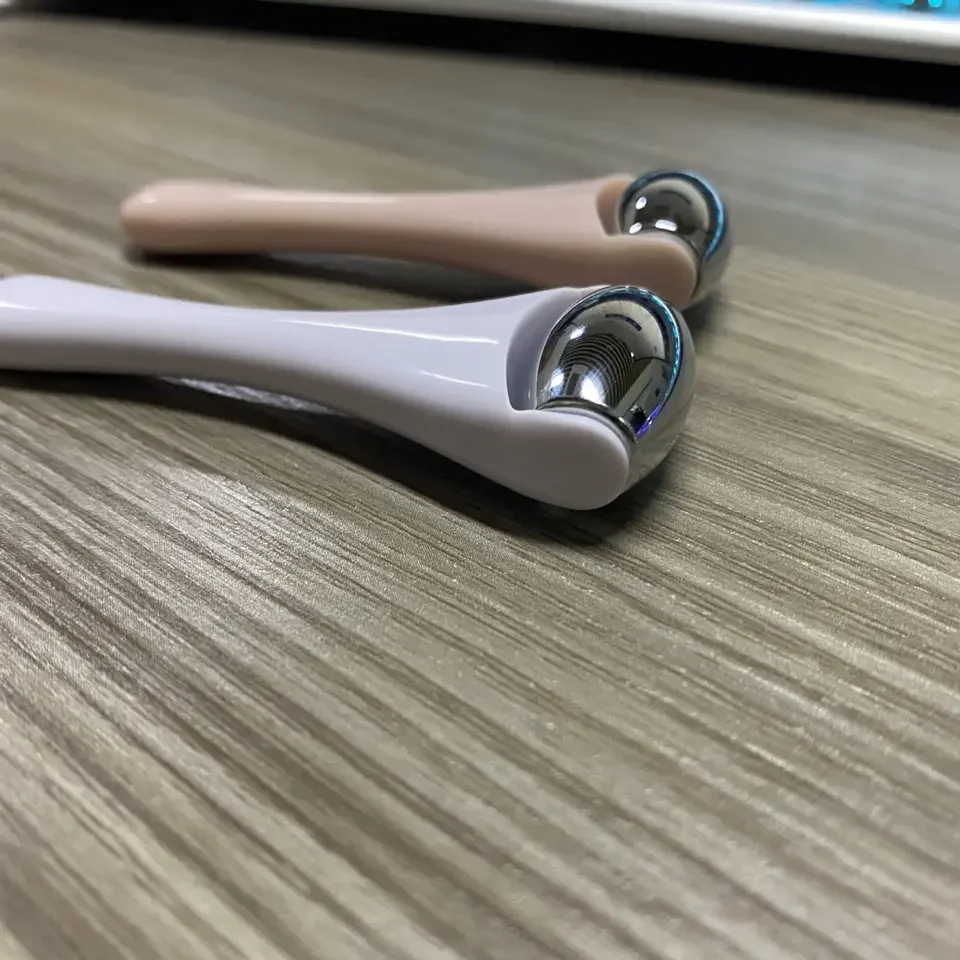 beauty skin care portable freeze cold mini neck lift anti-wrinkle stainless steel ice roller cold therapy for eye puffiness