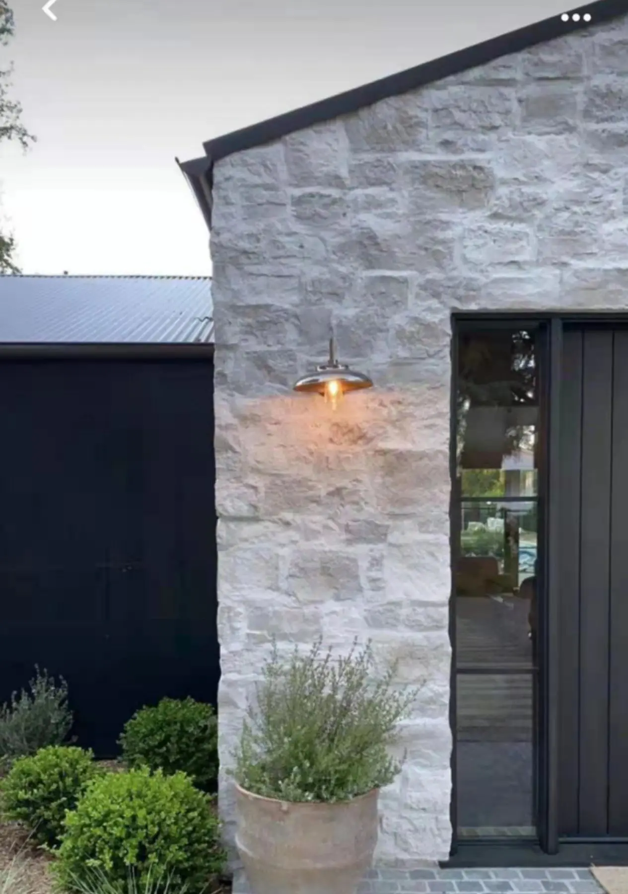 beige cream white off color stone wall siding cladding veneer landscape house decoration design