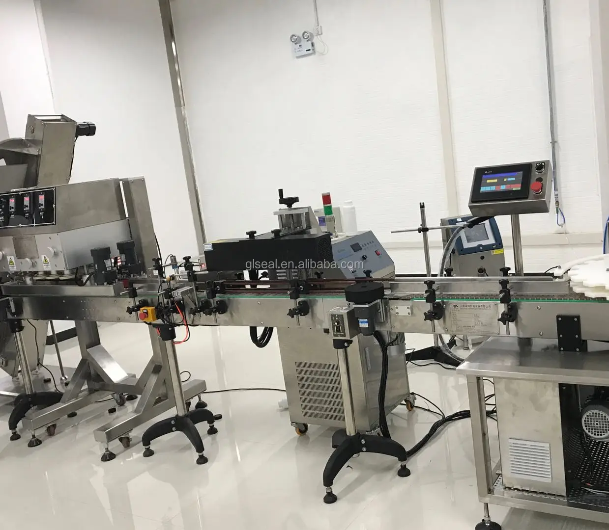 Integrated lemonade/orange fruit juice bottling plant/filling machine/production line