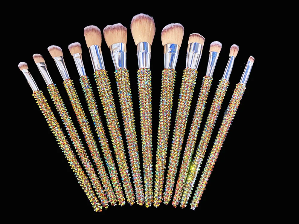 Handmade Soft Nylon Rhinestone Glitter Luxury Crystal Diamond BlingBling Powder Blusher Eyeshadow Brush Makeup Brush Set